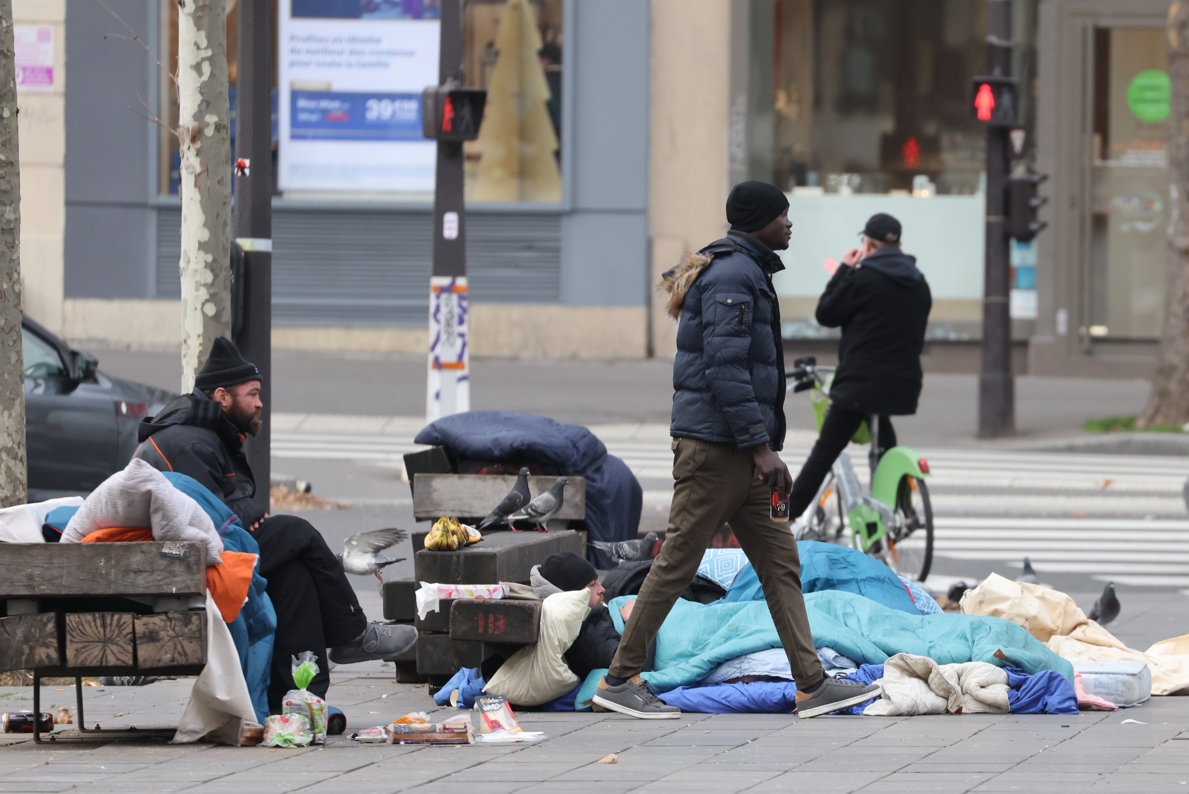 Quelque 2066 sans-abri ont été dénombrés cette année lors de la nuit de la solidarité à Paris. LP/Arnaud Journois