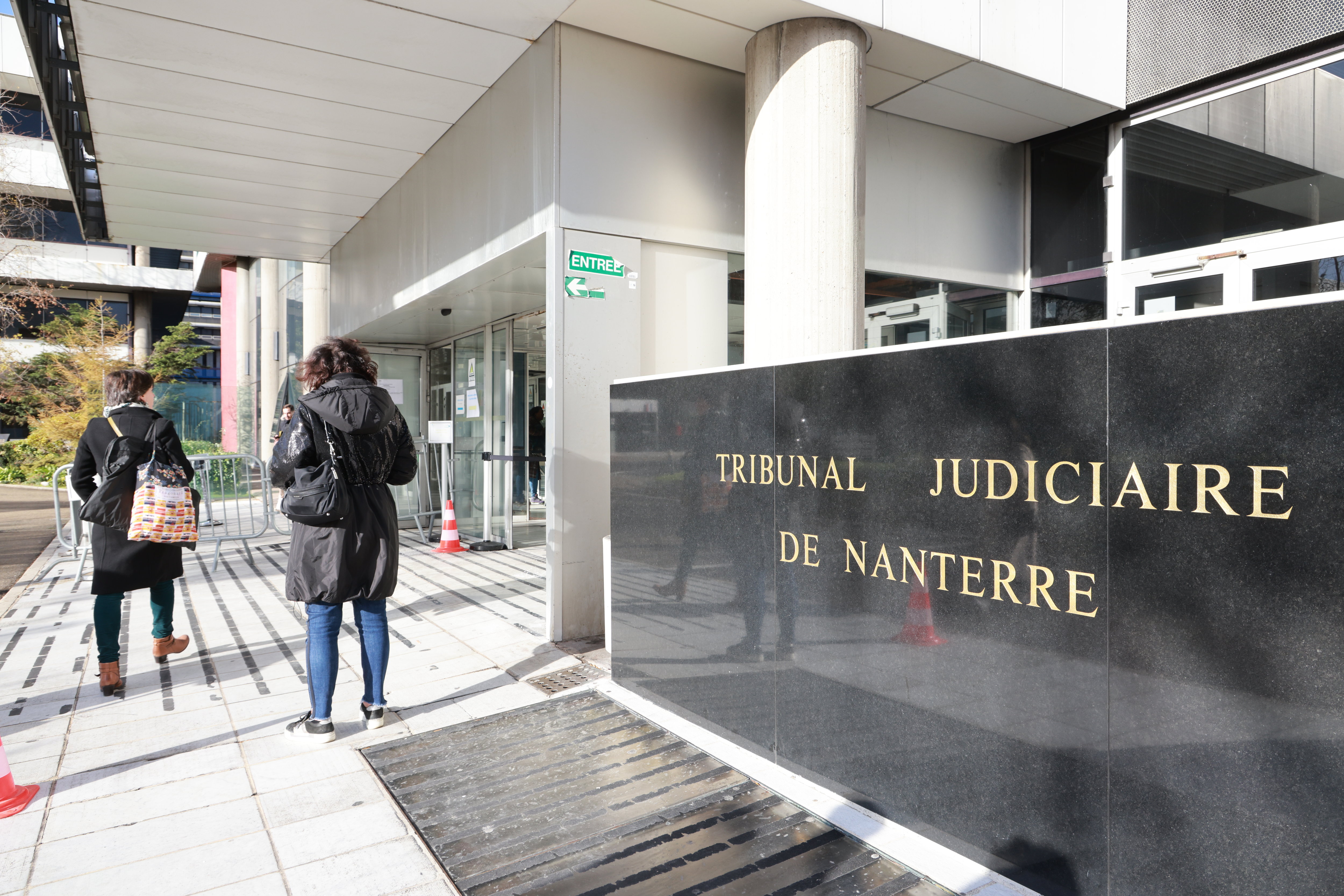 La chambre de l'instruction de la cour d'appel de Versailles s'est penché sur le cas de l'ex-huissière du tribunal de Nanterre poursuivie pour corruption, placée sous contrôle judiciaire. LP/Philippe Lavieille