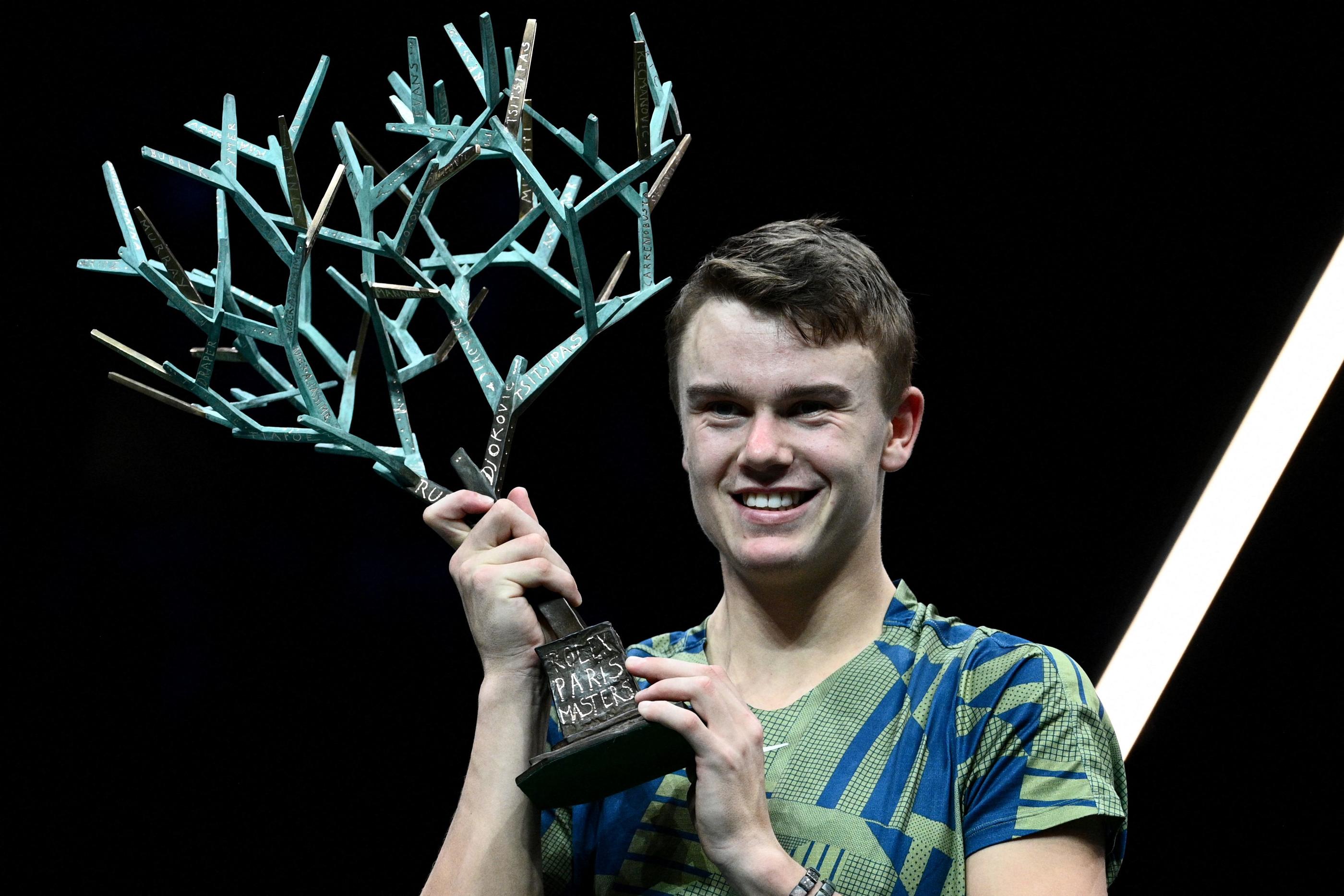 Vainqueur du Rolex Paris Masters, Holger Rune va mettre le cap à 80 km au nord de la capitale pour défendre les couleurs du CT Clermontois. AFP/Christophe Archambault