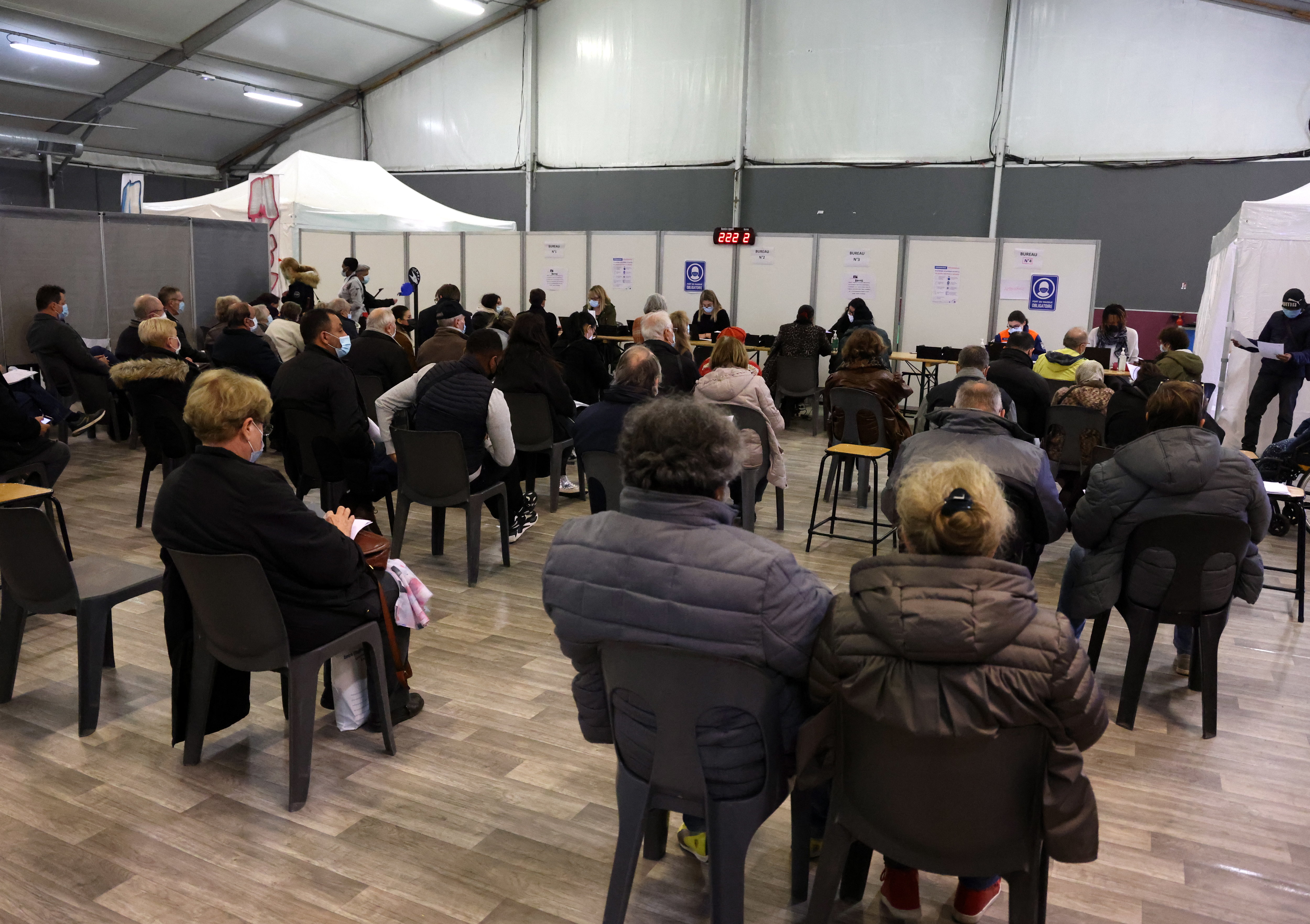 Sarcelles, le 25 mars 2021. Le centre installé dans la commune vaccine plus de 1000 personnes par jour. LP/J.B Quentin.