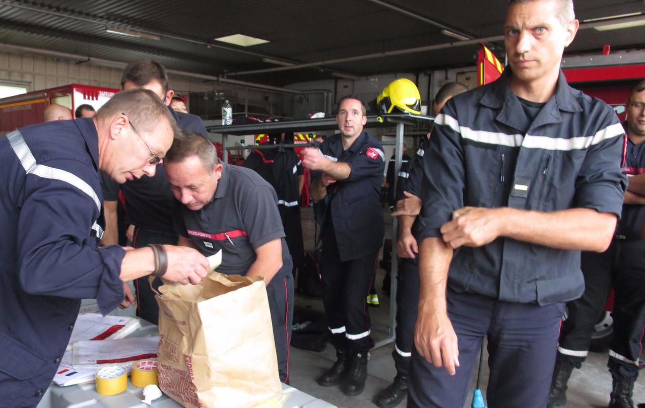 <b></b> Caserne d’Argenteuil, départ des douze pompiers partis à Saint-Martin le 6 septembre dernier. 