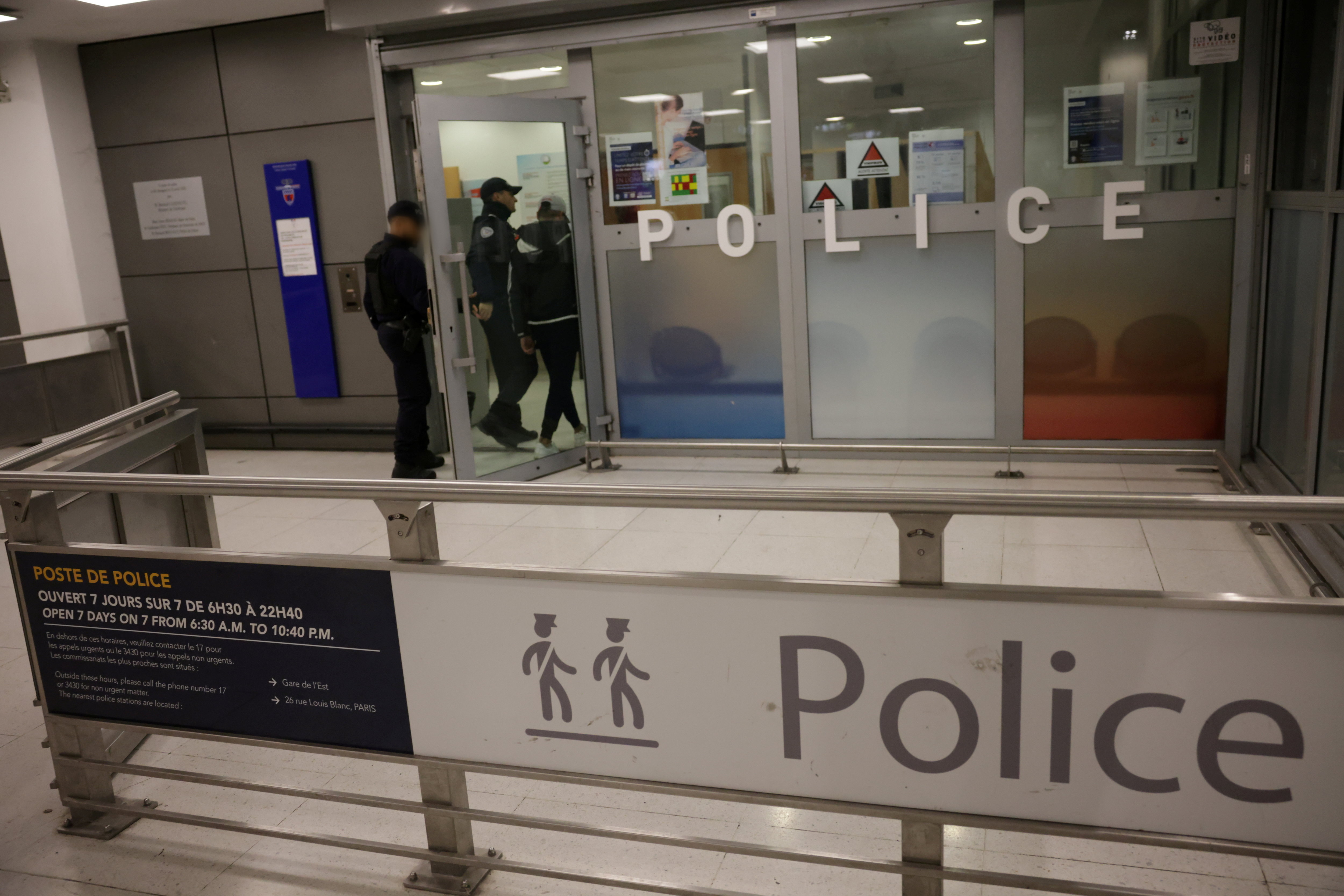Paris Nord (Xe), janvier 2023. La victime a été prise en charge au poste de police de la gare du Nord avant d'être hospitalisée.