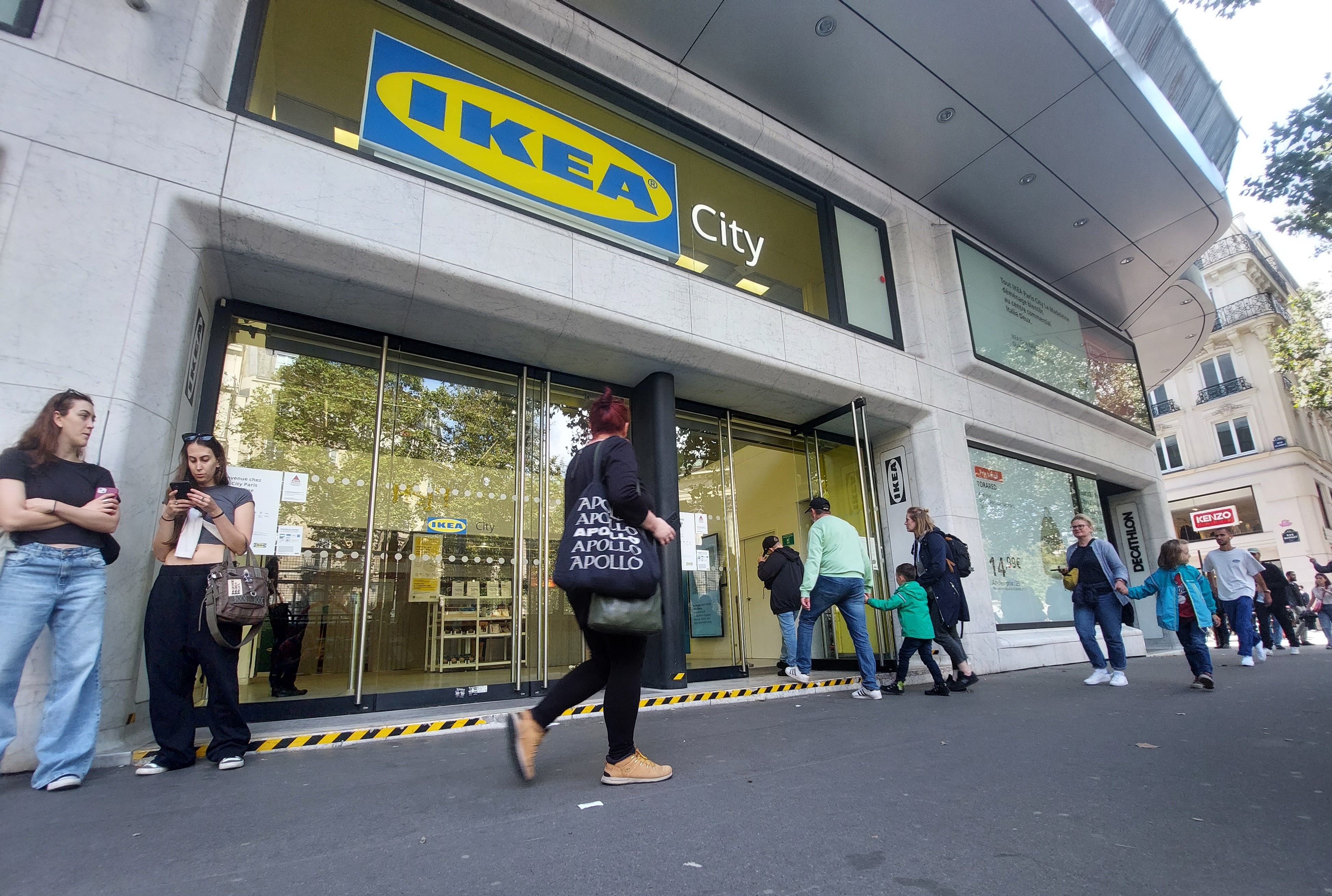 Paris (VIIIe), le 8 septembre 2024. Le magasin Ikea de la place de la Madeleine va déménager place d'Italie (XIIIe). Il fermait ses portes ce dimanche. LP/Florian Loisy