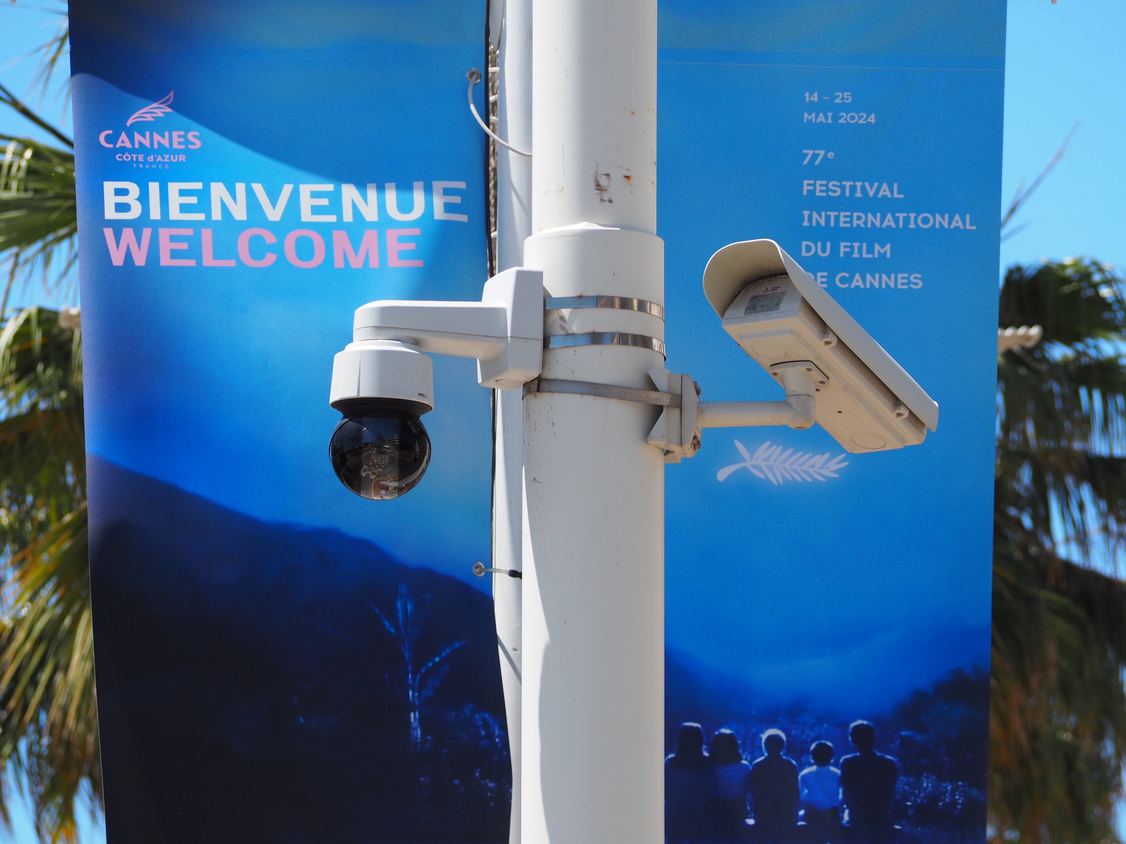 Pendant le Festival de Cannes (Alpes-Maritimes), 17 caméras reliées à un logiciel détectant, en temps réel, huit situations à risque seront expérimentées sur la Croisette, autour du Palais des Festivals et à la gare. LP/Matthias Galante