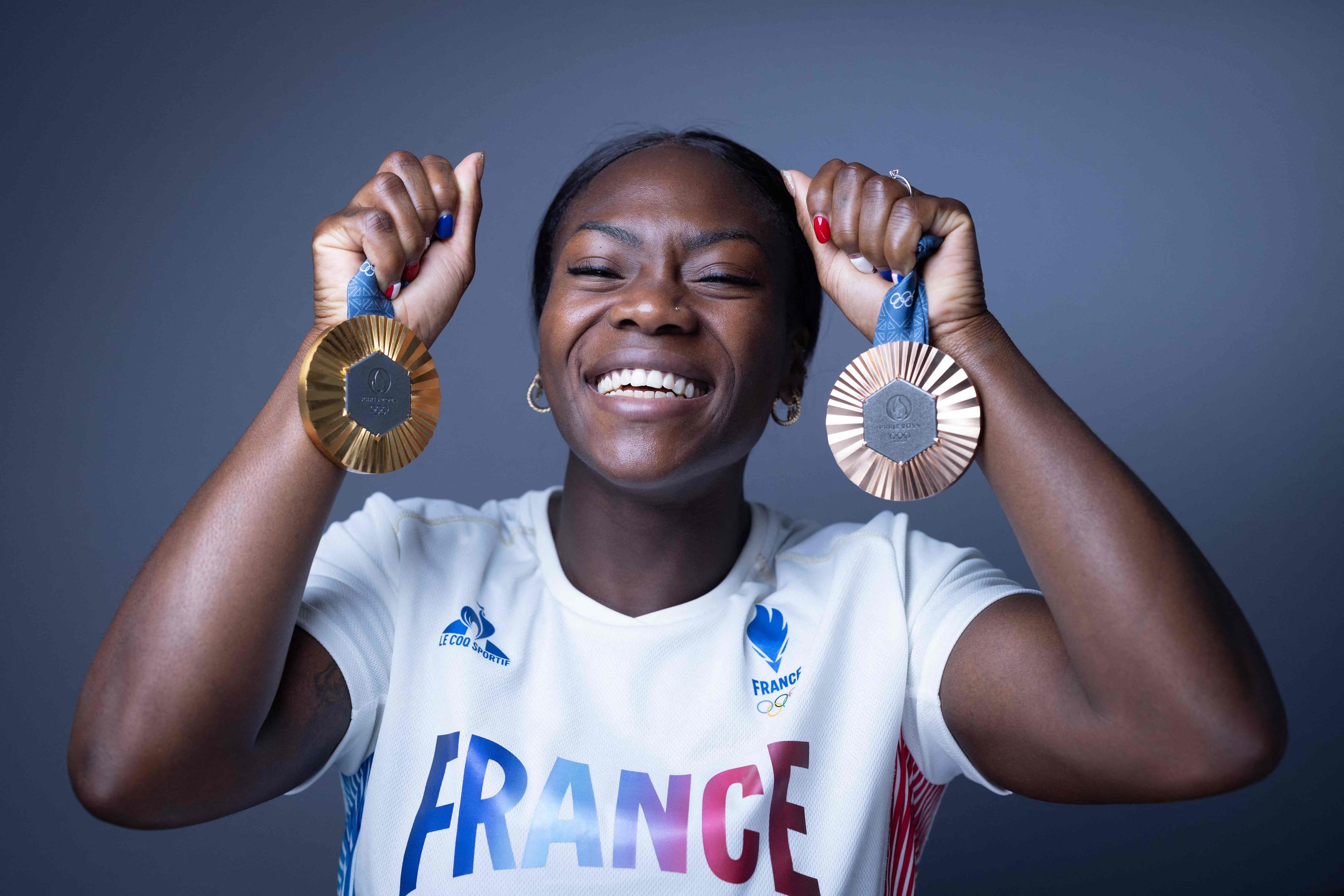 Trois ans après son double titre olympique aux Jeux de Tokyo, la judokate val-de-marnaise Clarisse Agbégnénou a remporté l'or et le bronze aux Jeux de Paris cet été. AFP/Joël Saget