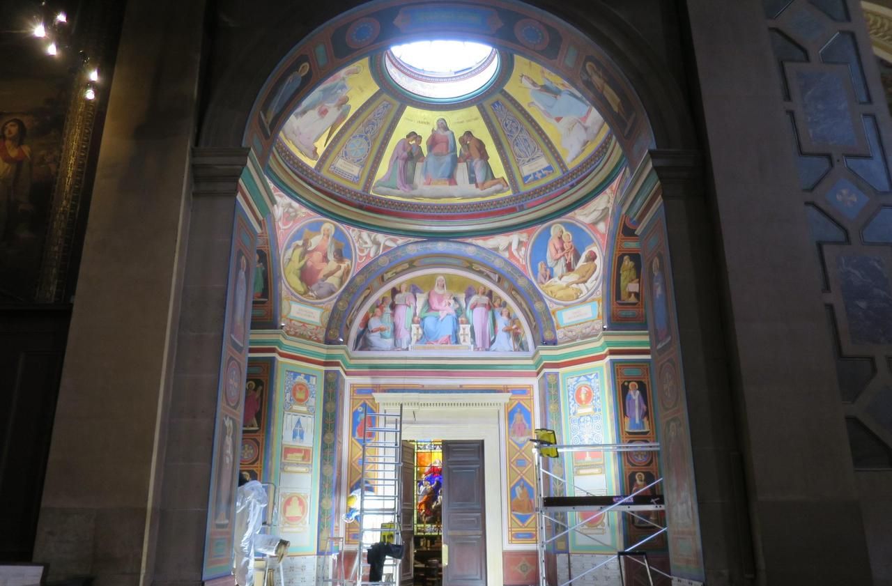 <b></b> Eglise Notre-Dame-de-Lorette, Paris (IXe). La chapelle de la Vierge, une des quatre que compte l’église, a bénéficié d’une restauration complète. Ce sont notamment les peintures et les dorures qui ont fait l’objet de toutes les attentions. 