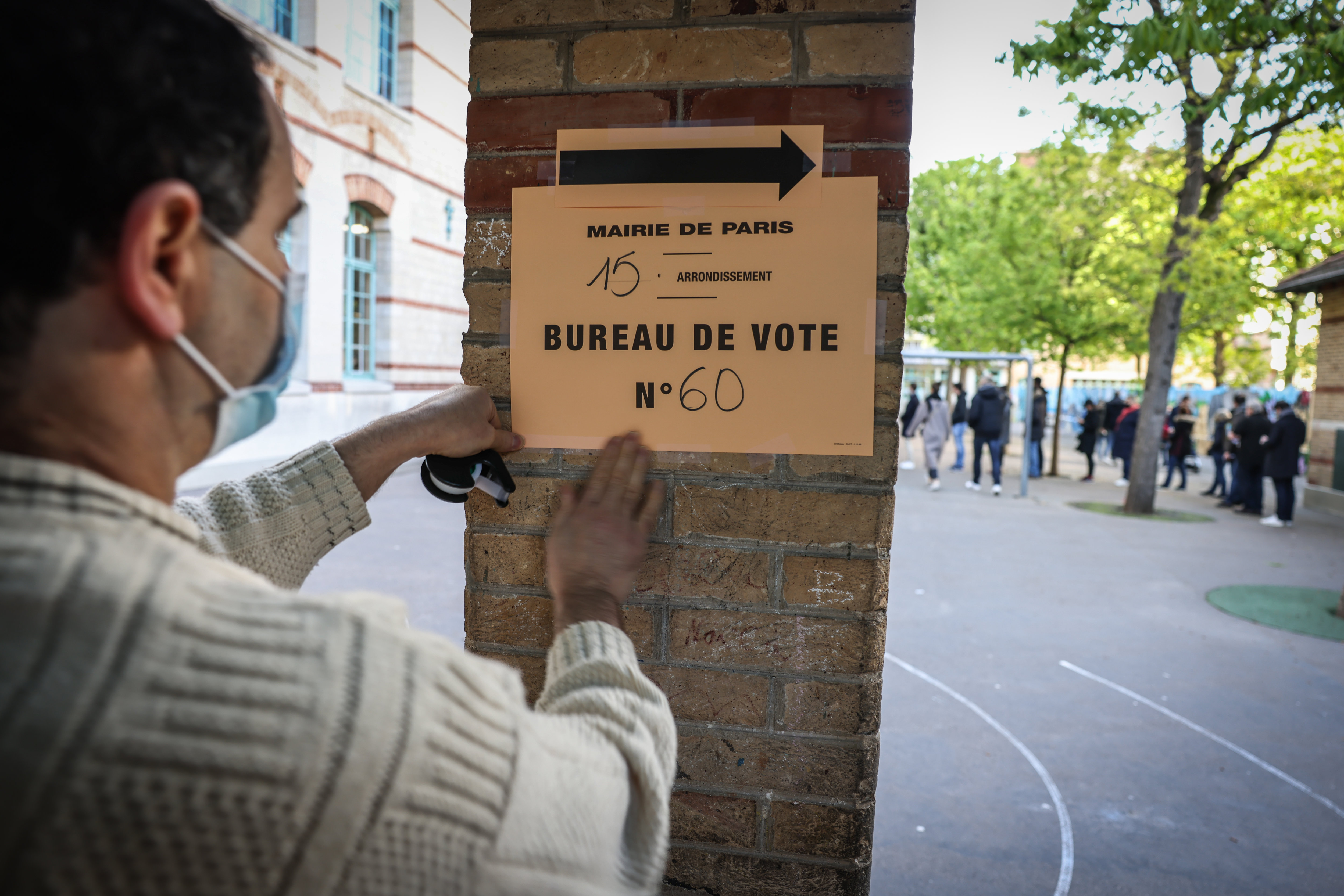 Politique
Paris XVe, le 10 avril 2022
Premier tour de l'élection présidentielle
Illustration d'un bureau de vote
Photo LP / Fred Dugit
