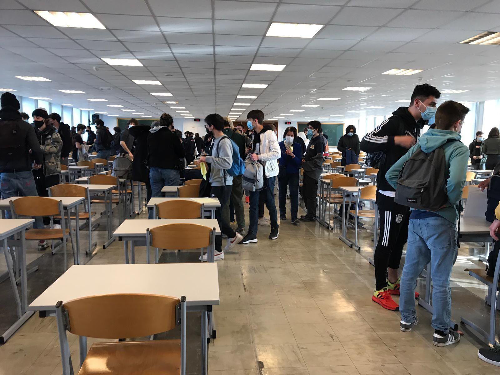 -Epreuves de BTS en présentiel : «Difficile de respecter les gestes barrière»