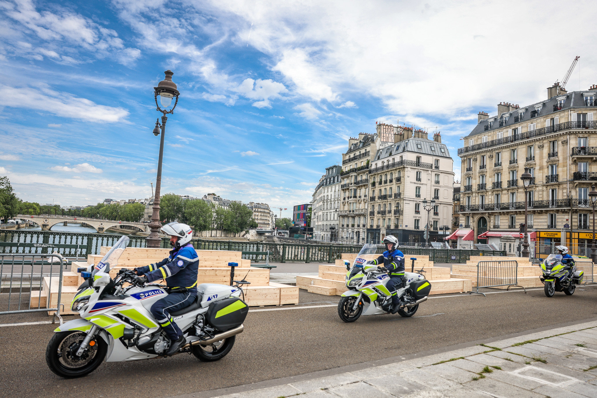 Dans le cadre de la cérémonie d'ouverture des JO, 45 000 policiers et gendarmes seront déployés à Paris pour garantir la sécurité de cet évènement scruté dans le monde entier. LP/Frédéric Dugit