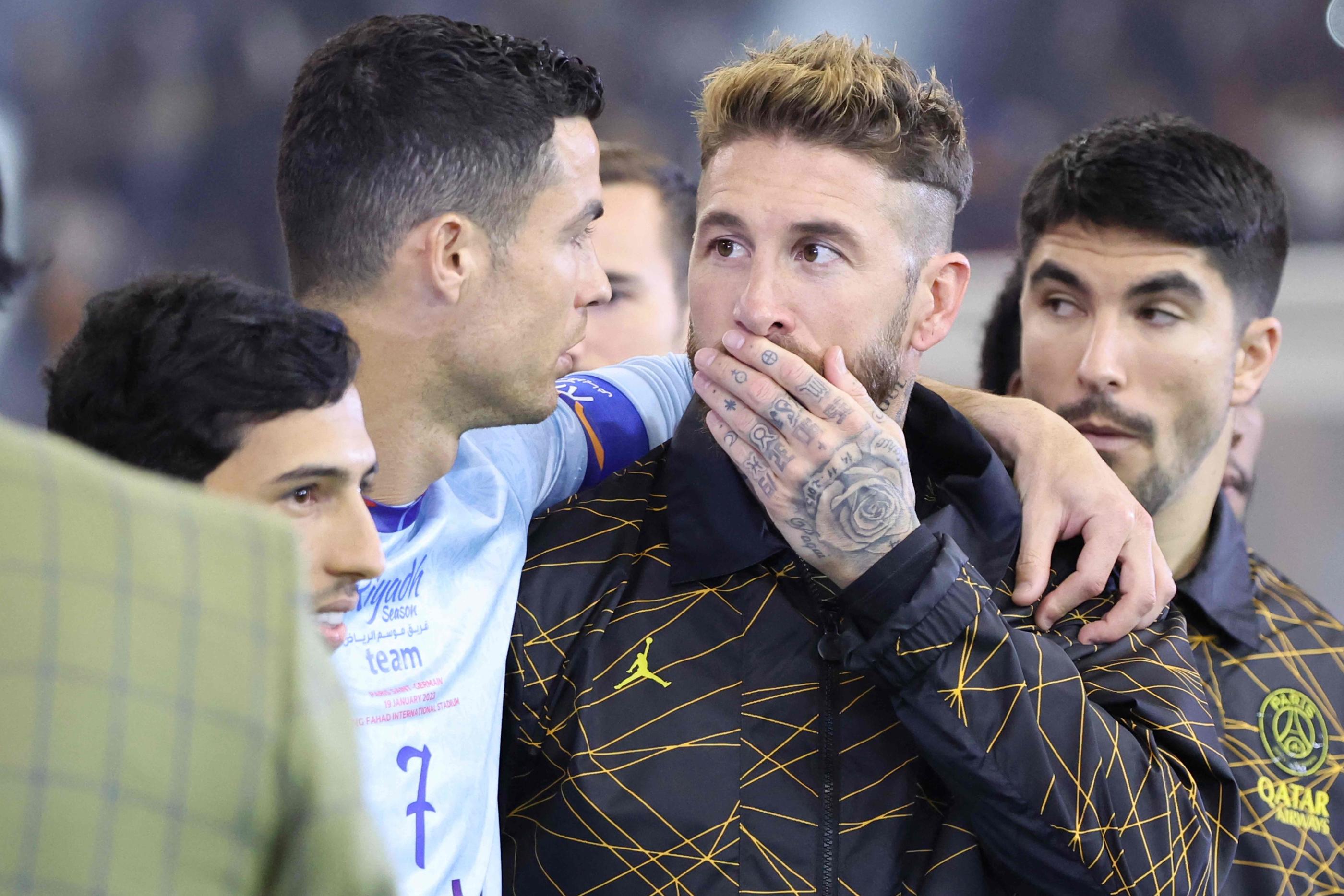 En fin de contrat en juin prochain, Sergio Ramos espère poursuivre l'aventure à Paris. Mais à bientôt 37 ans, il devra chasser les nombreux doutes lors des joutes en Ligue des champions. AFP/Giuseppe Cacace