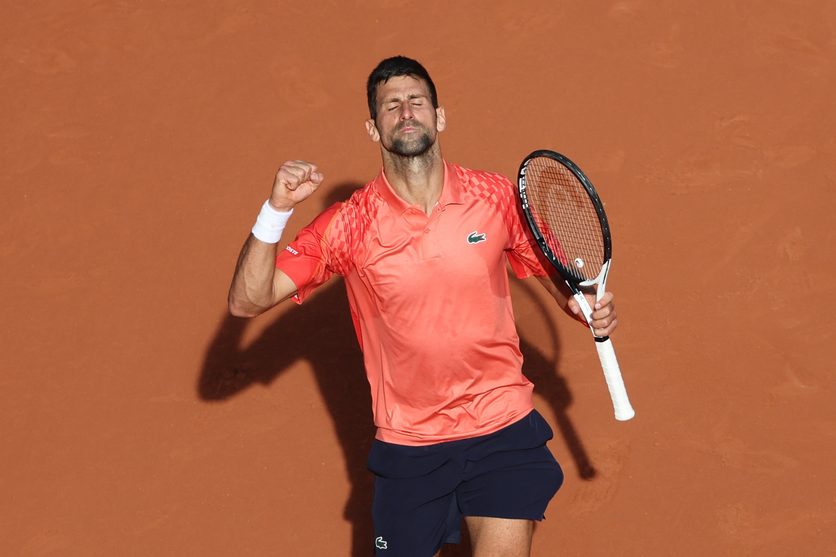 Novak Djokovic n'est plus qu'à une marche de son 23e titre majeur, le 3e sur la terre battue de Roland-Garros. LP/Arnaud Journois