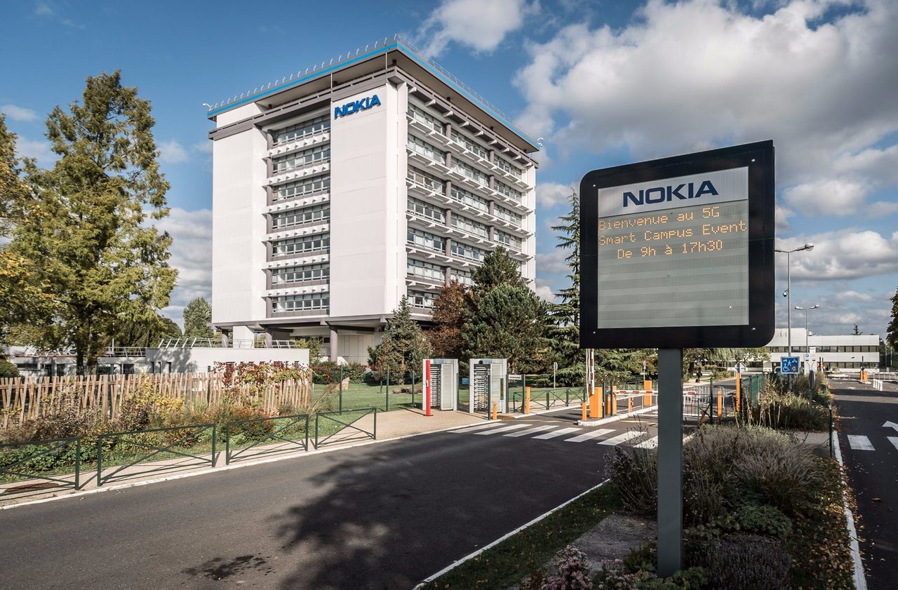 <b></b> Nozay (Essonne). Ce site de Nokia perdrait 831 postes sur les 2 895 actuels, principalement dans la recherche et développement.