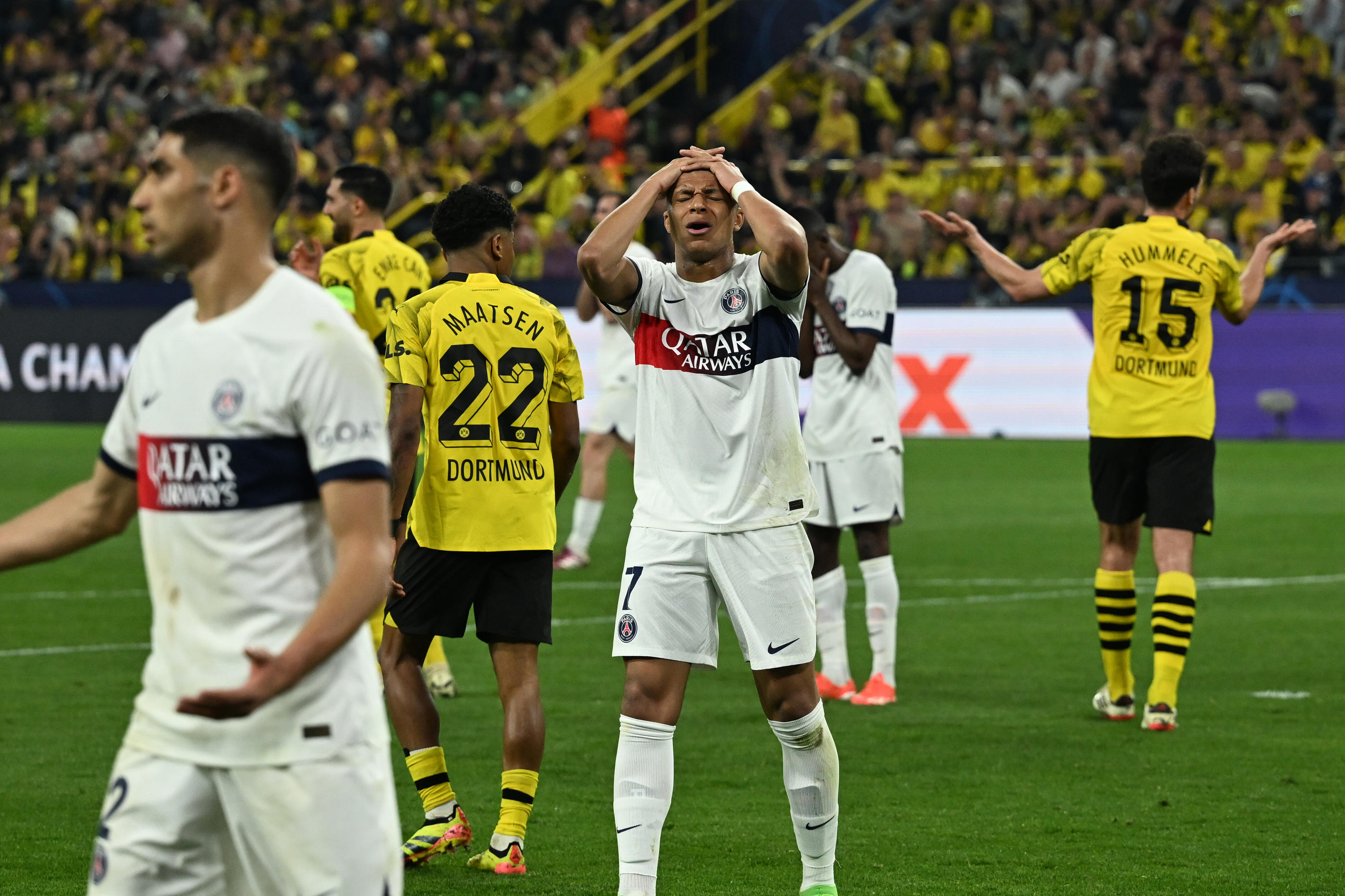 Les Parisiens de Kylian Mbappé ont raté leur demi-finale aller de Ligue des champions à Dortmund (1-0). Tout se jouera mardi au Parc des Princes. Icon Sport
