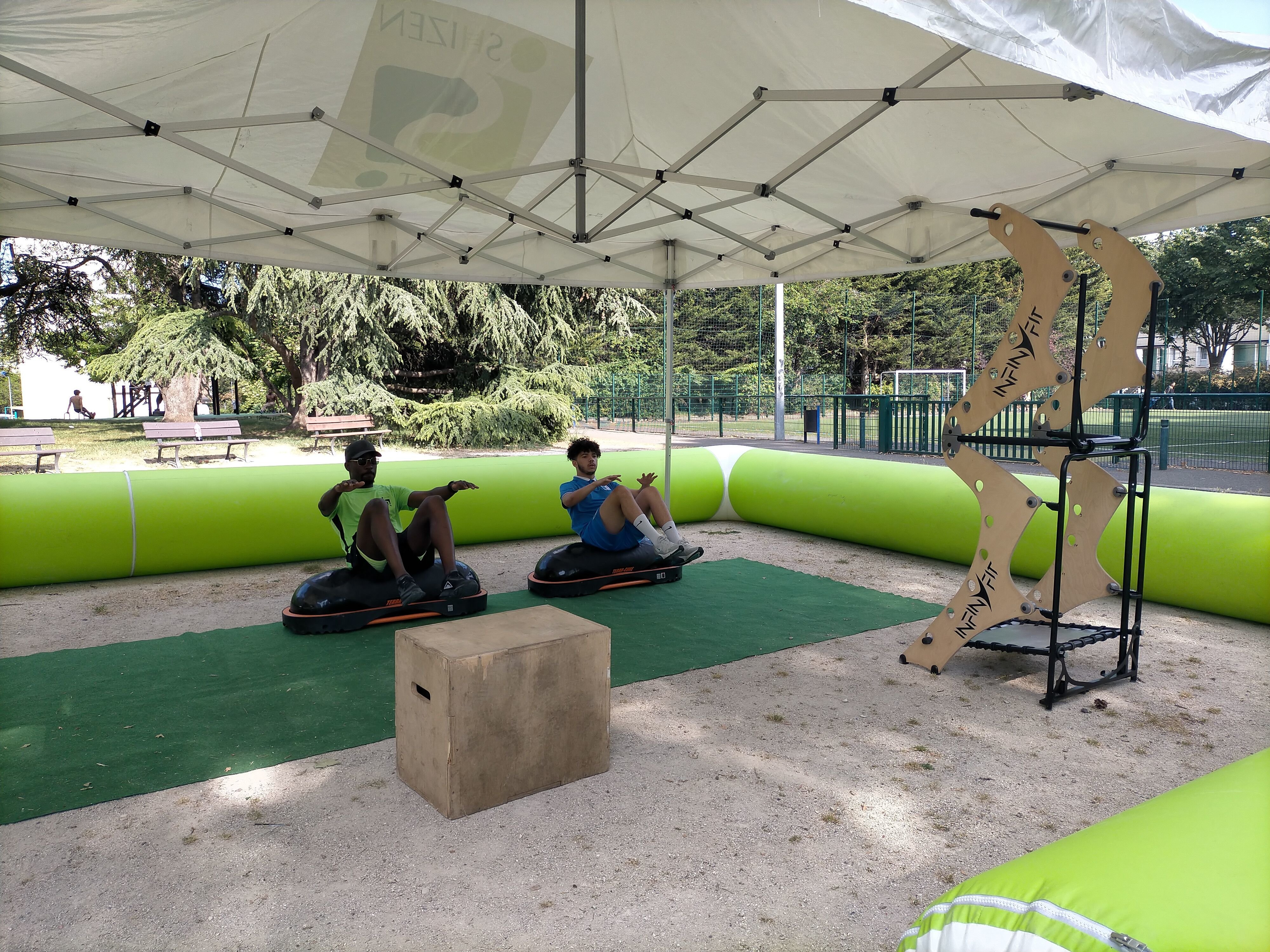 Fontenay-aux-Roses, le 17 mai. Tous les mardis après-midi, les jeunes des Blagis peuvent accéder à des équipements sportifs, tout en profitant d'un accompagnement pour l'insertion professionnelle. LP/A.H.