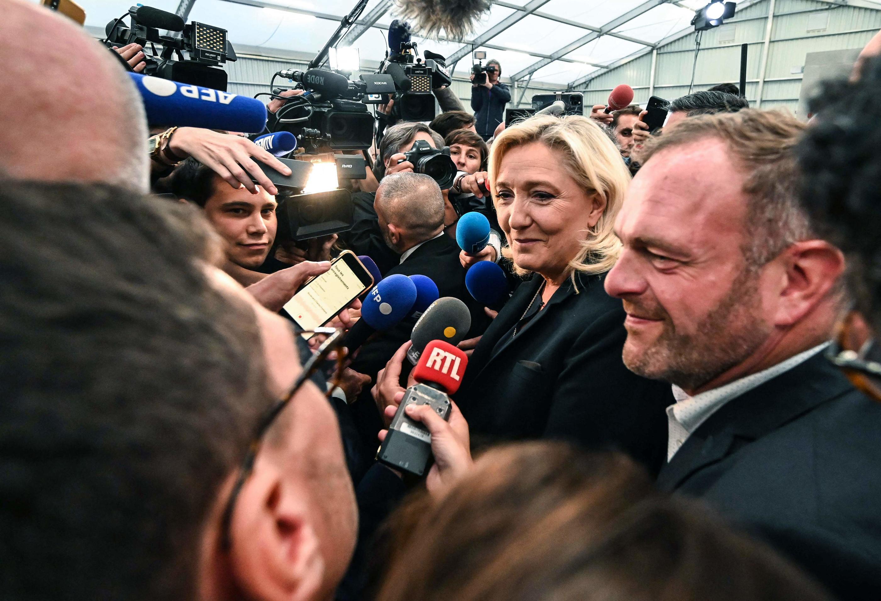 En plus d'un très bon score aux législatives, Marine Le Pen peut se réjouir de voir son parti renfloué. AFP/Denis Charlet