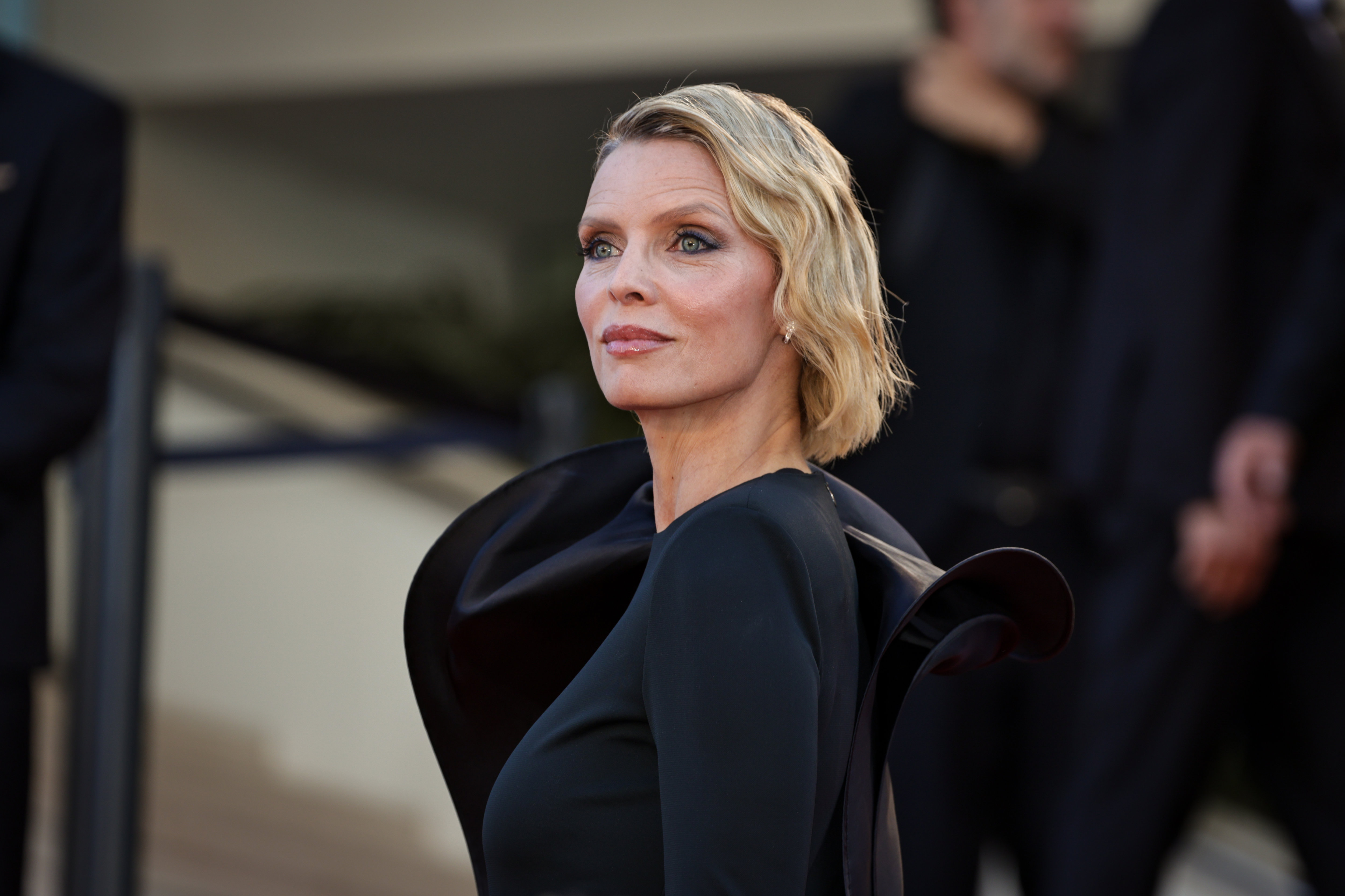 Une femme qui est positive va s'en sortir plus facilement » : Sylvie Tellier s'explique après ses propos polémiques sur le cancer - Le Parisien