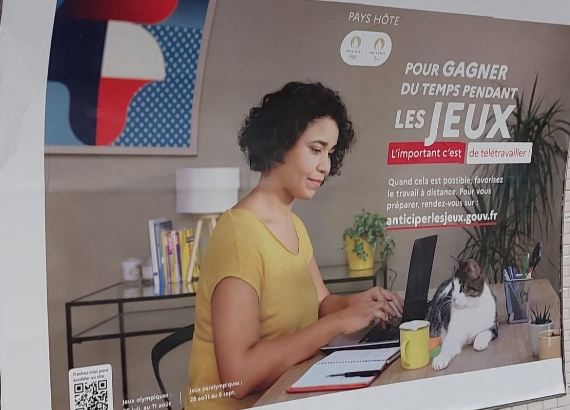 La campagne du gouvernement qui incite les franciliens à télétravailler pendant les JO s'affiche dans le métro. LP/O.A.