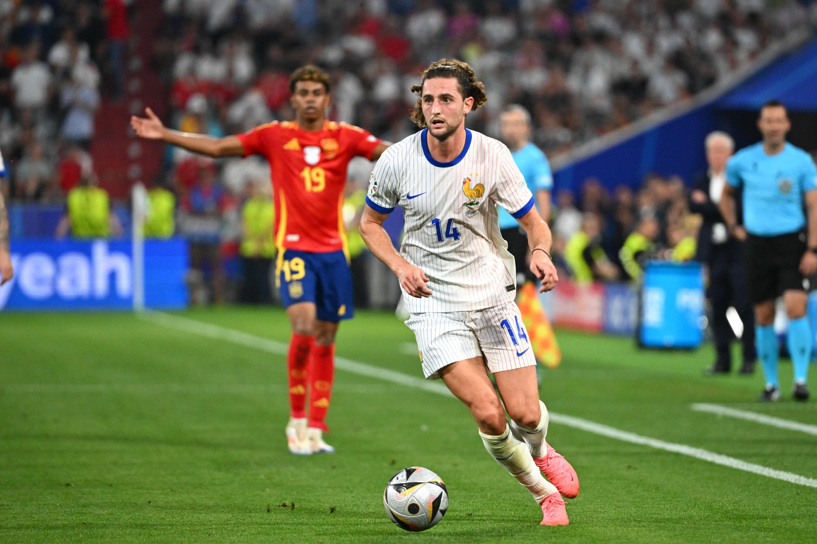 Adrien Rabiot a disputé son dernier match face à l'Espagne le 9 juillet en demi-finale de l'Euro 2024. Icon Sport/Anthony Dibon