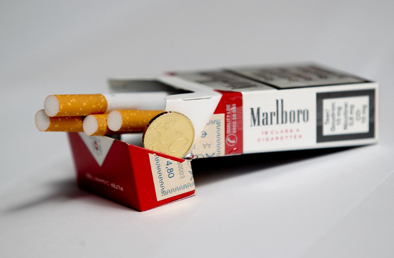 Illustration. Les cigarettes importées de Belgique étaient contrefaites. Le prévenu a reconnu cinq voyages devant le tribunal correctionnel de Meaux. AFP/Virginie Lefour