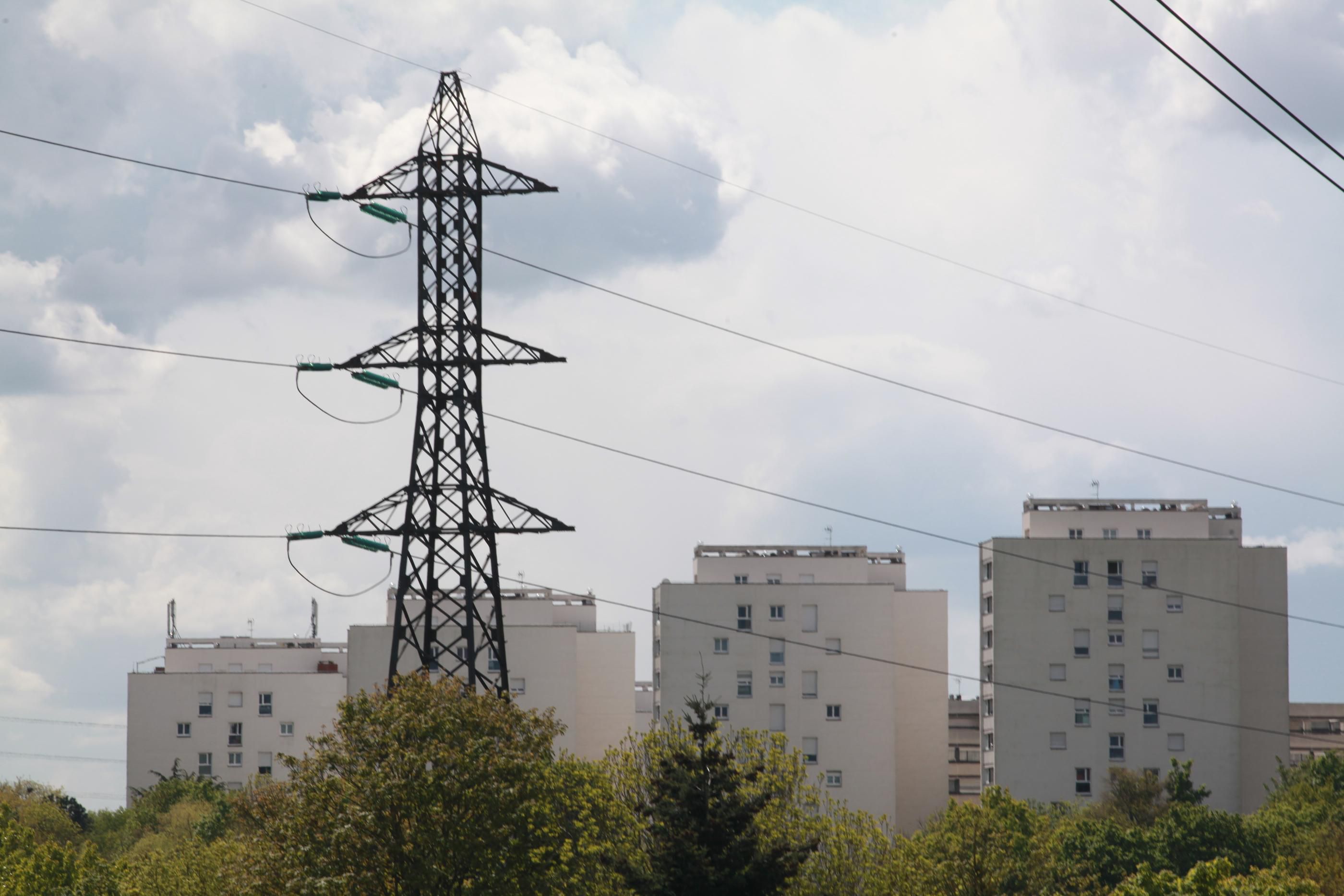 La zone située entre Épinay-sous-Sénart (Essonne) et Villeneuve-Saint-Georges (Val-de-Marne), densément peuplée et avec des projets de ZAC, connaît une croissance soutenue de ses besoins en électricité (illustration). LP/Olivier Boitet