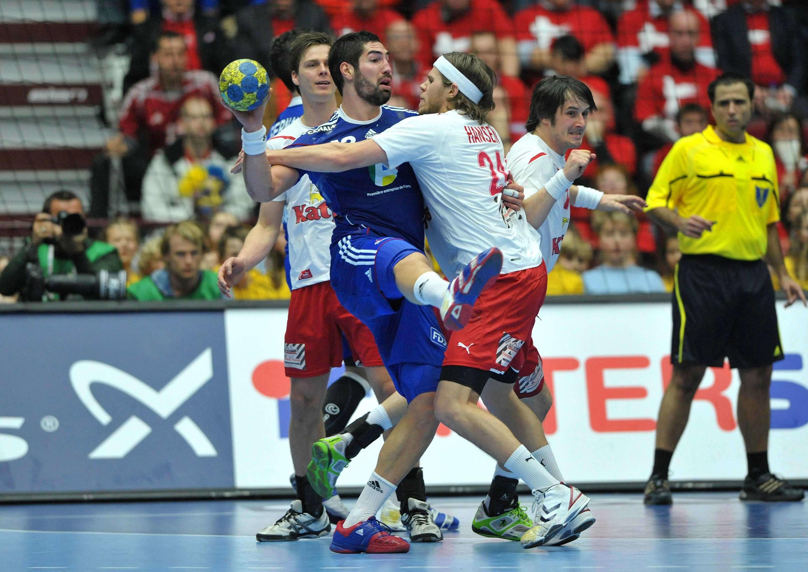 La France de Nikola Karabatic et le Danemark de Mikkel Hansen font une nouvelle figure de favoris à la victoire aux Jeux de Paris 2024. Icon Sport