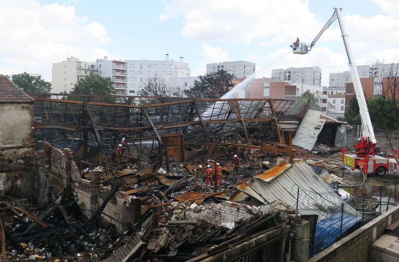 De l'amiante dans le ciel d'Aubervilliers ? L'inquiétant silence de l'État  après l'incendie d'un entrepôt -  – Le blog d'information sur  Aulnay-sous-Bois (93600)