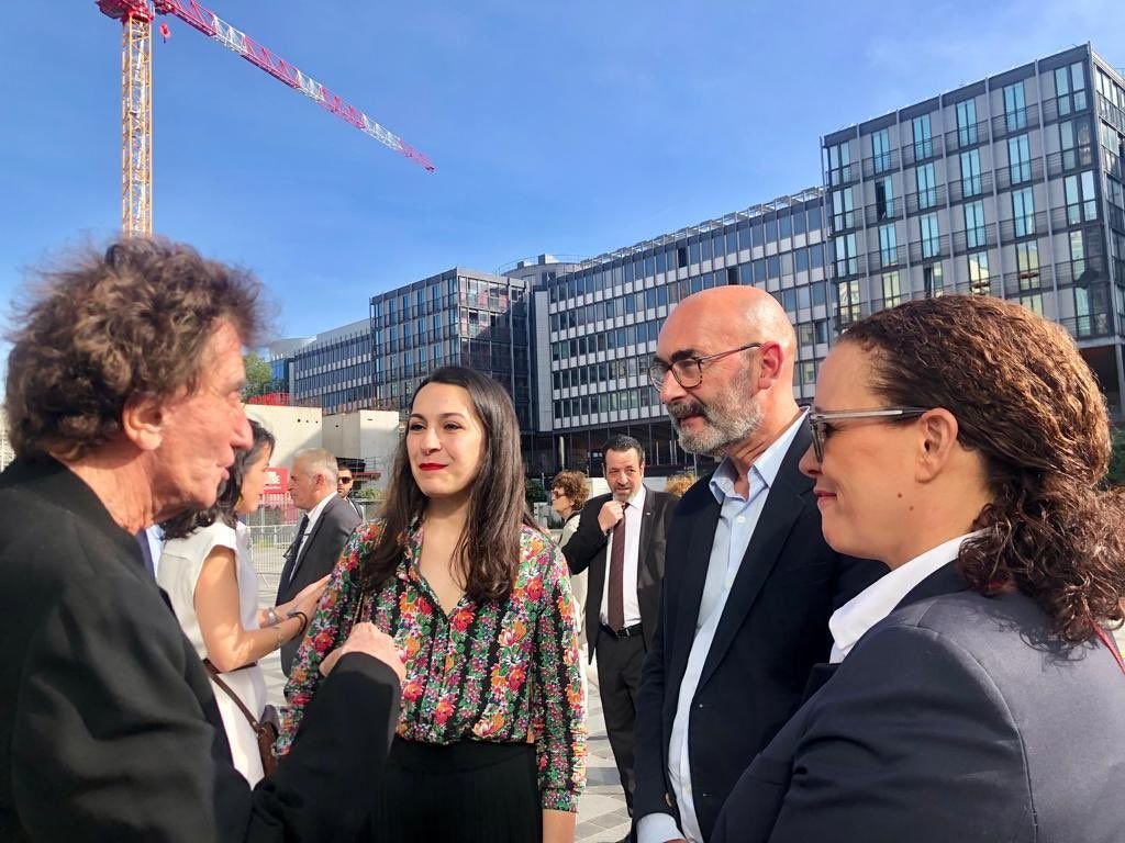 Paris, le 31 mai. Le maire d'Ivry-sur-Seine et son adjointe à la Culture ont été reçus par Jack Lang, président de l'Institut du monde arabe. DR