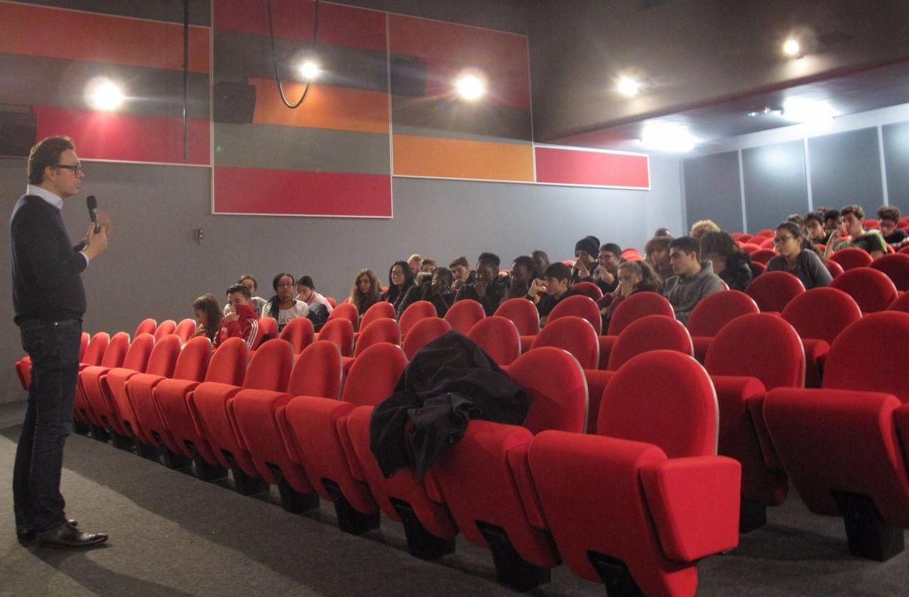 10 Place André Malraux Villeneuve La Garenne Villeneuve-la-Garenne : le lycée Michel-Ange veut son option cinéma - Le  Parisien