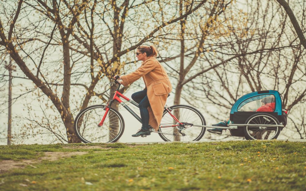 Choosing the right child bike trailer The Limited Times