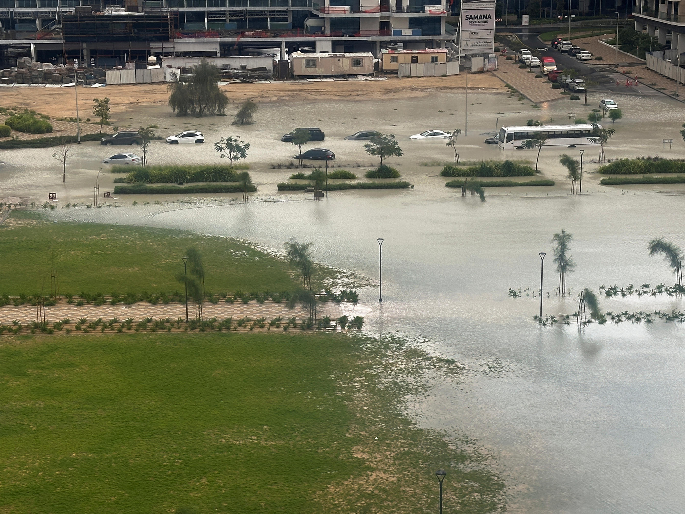 Les inondations aux Émirats arabes unis ont paralysé Dubaï mardi. REUTERS/Abdel Hadi Ramahi