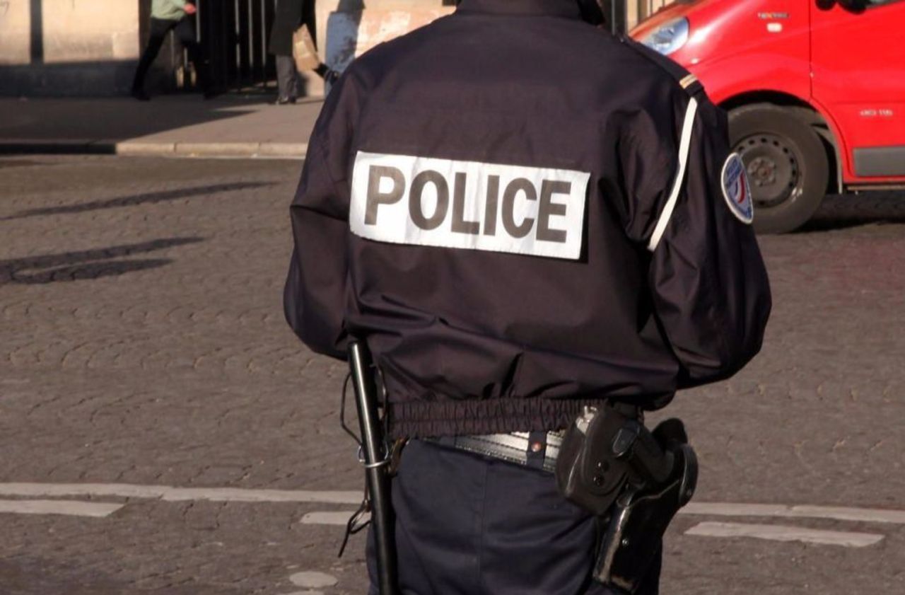 <b></b> Illustration. Les policiers cherchent à comprendre pourquoi un homme de 60 ans a été retrouvé inconscient en pleine rue de Savigny-sur-Orge.