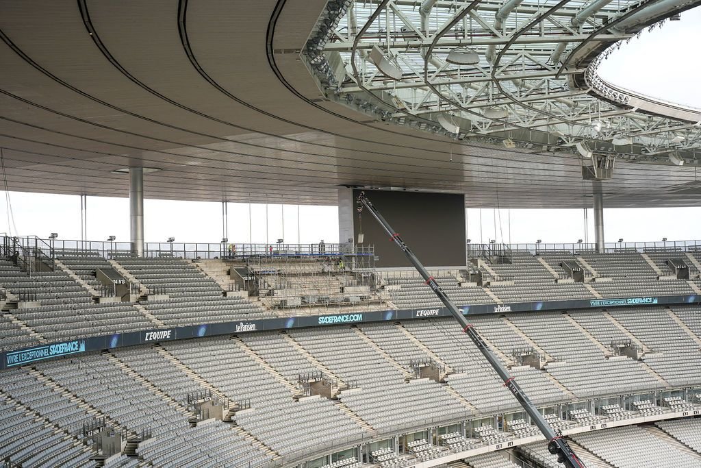 Le chantier a commencé dès le mois de novembre 2023, juste après le sacre de l'Afrique du Sud lors du Mondial de rugby. Stade de France