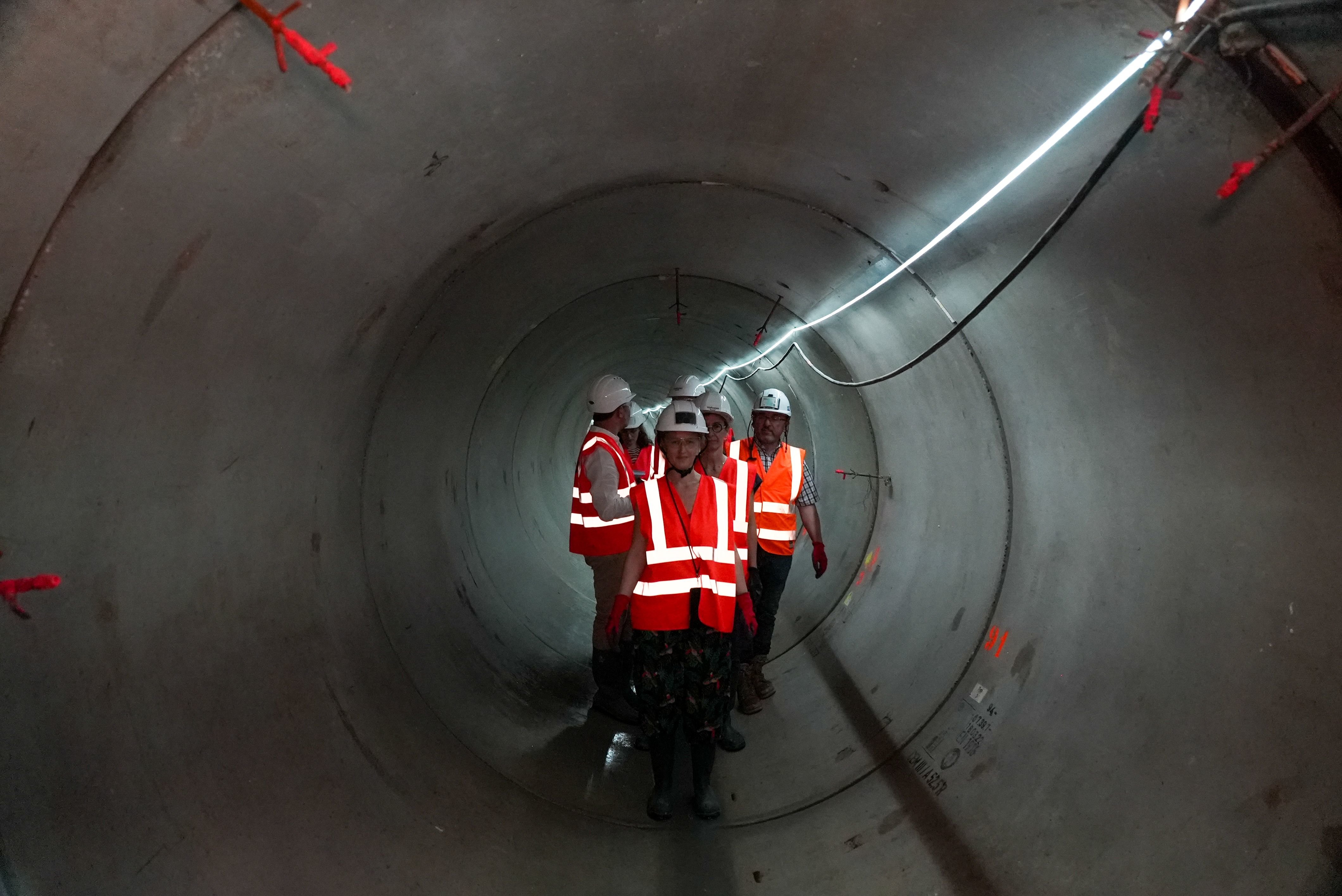 Paris, mardi 13 juin. Le tunnel, large de 2,50 m et long de 600 m, relie le puits de récupération Tournaire (XIIe) au bassin de stockage d'Austerlitz (XIIIe). LP/Guillaume Georges