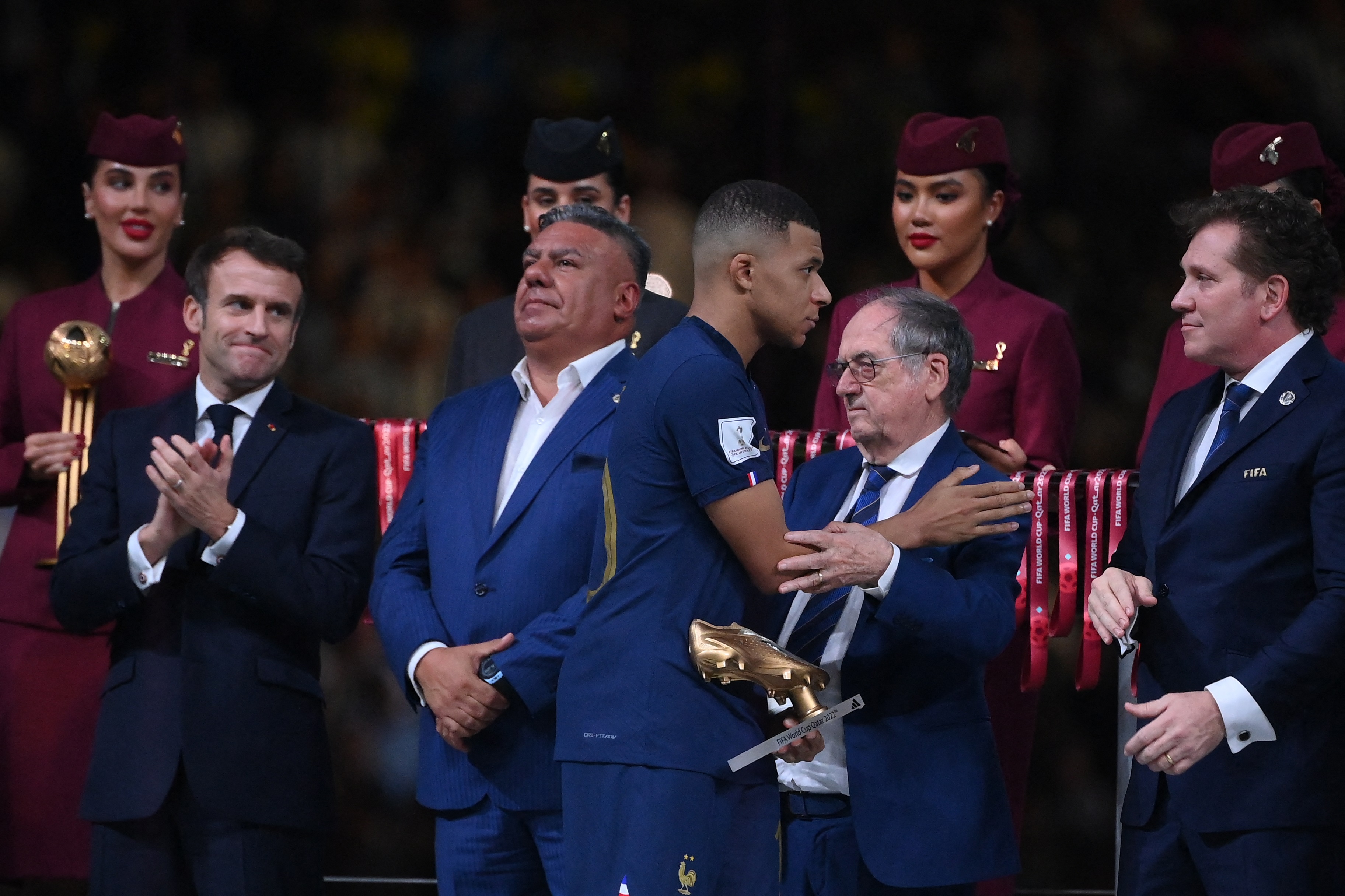 Noël Le Graët était accompagné de ses proches en tribunes lors de la finale de la Coupe du monde (Photo FRANCK FIFE / AFP)