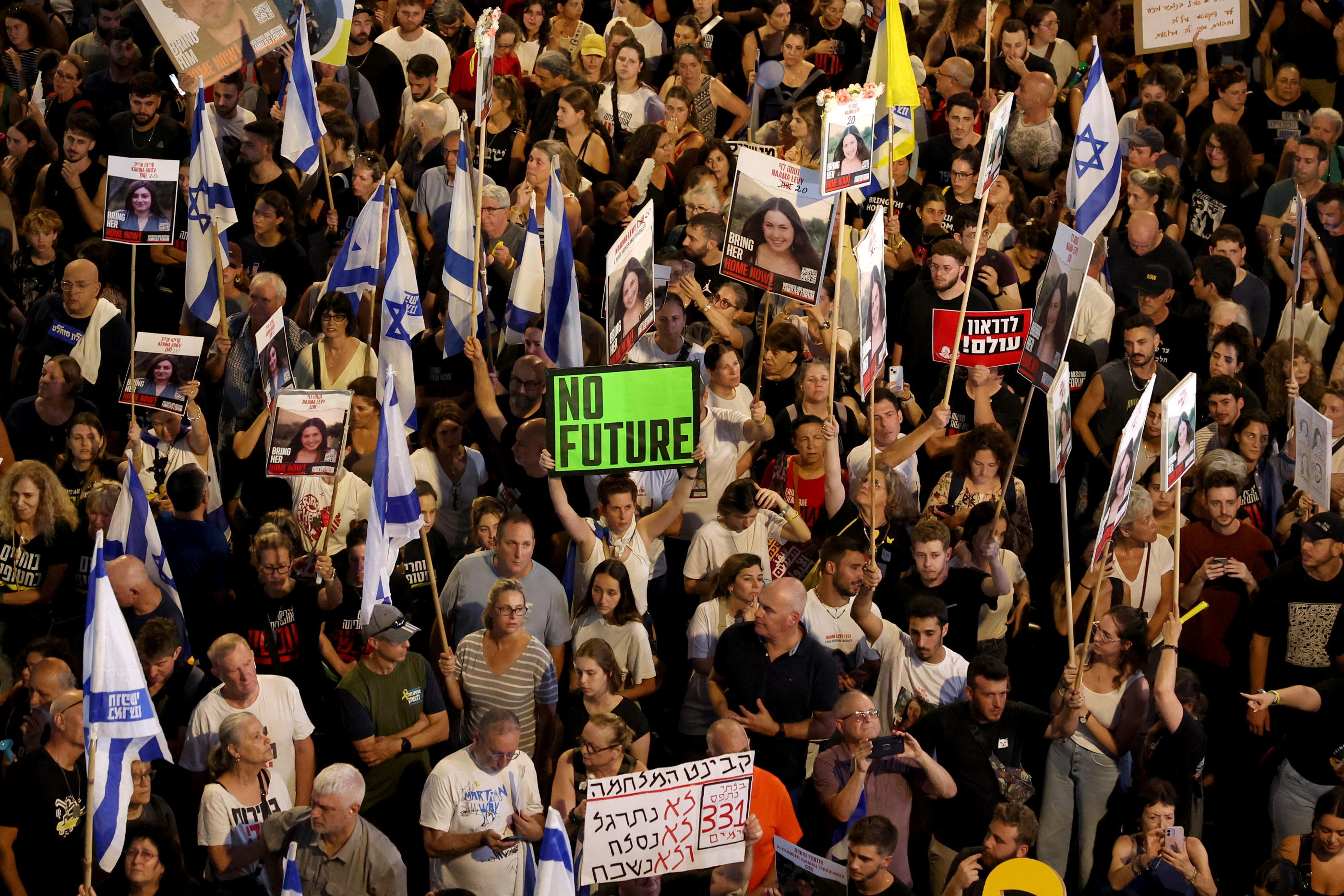 Ces derniers mois, les mobilisations se multiplient à Tel-Aviv pour demander la libération des otages et la conclusion d'un accord de cessez-le-feu. REUTERS/Florion Goga