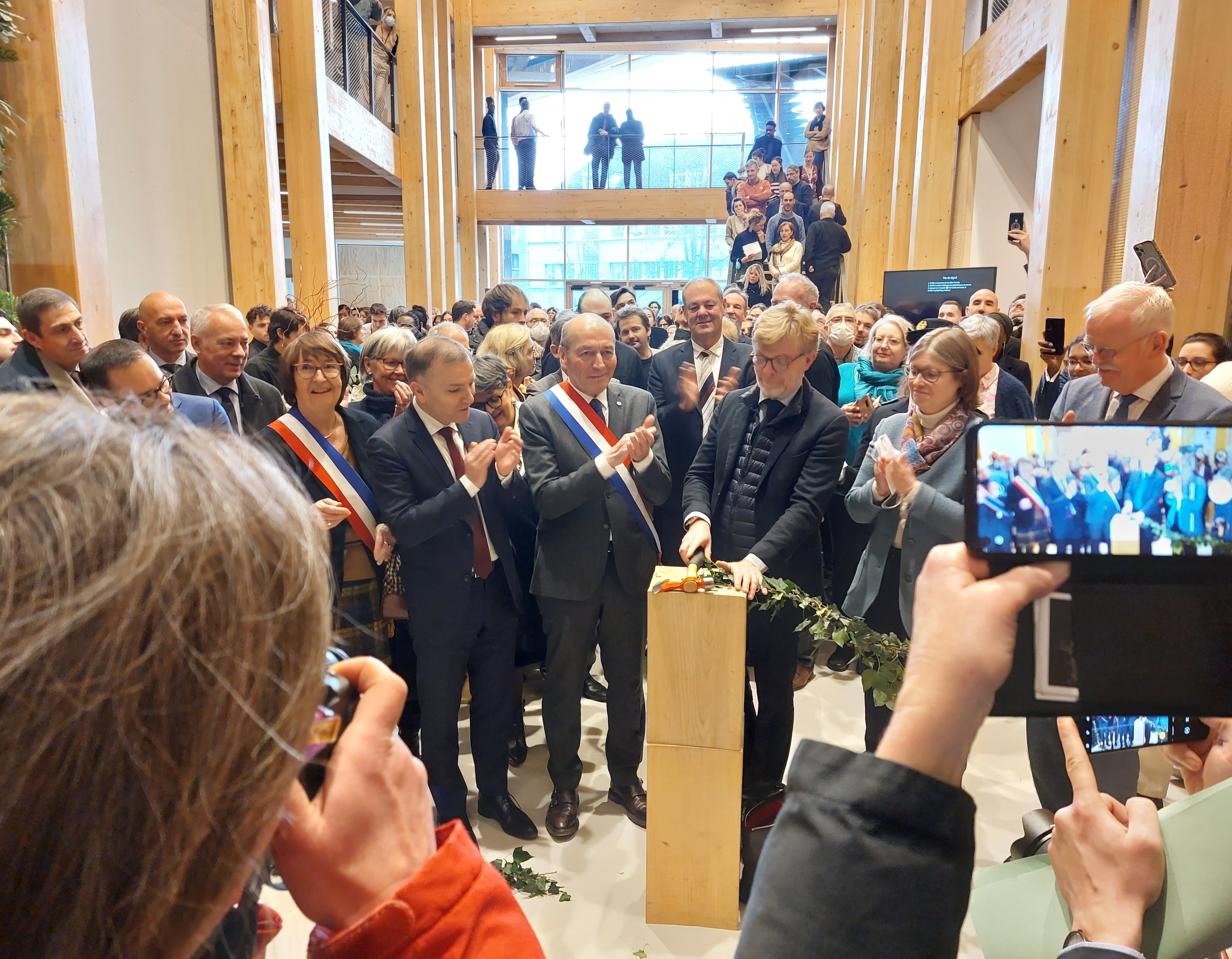 Maisons-Alfort (Val-de-Marne), ce mardi. Le nouveau siège de l'ONF a été inauguré en présence du ministre de l'Agriculture et de la Souveraineté alimentaire Marc Fesneau. LP/Fanny Delporte