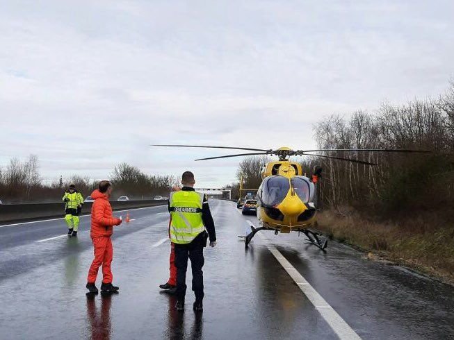 Autoroute A11, le 9 janvier 2022. Deux personnes, grièvement blessées, ont dû être héliportées vers des hôpitaux parisiens. DR/Gendarmerie des Yvelines