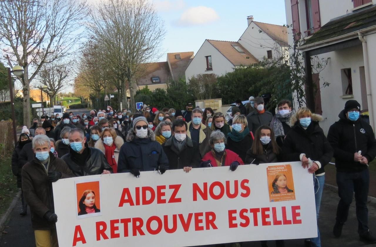 <b></b> Guermantes, ce samedi. Plus d’une centaine de personnes ont participé à la marche silencieuse organisée par l’association Estelle.