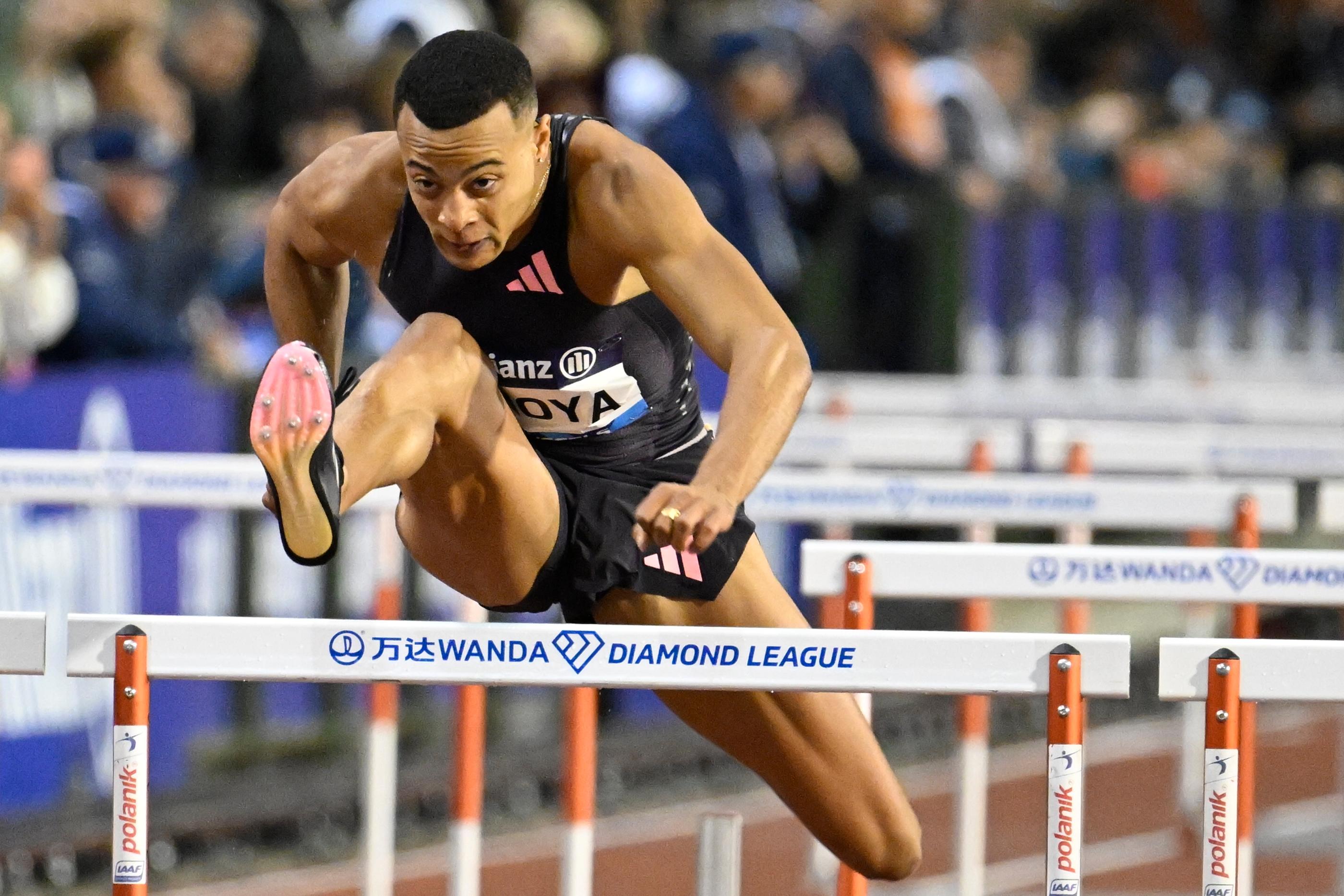 Eliminé lors des demi-finales du 110 m haies aux JO, Sacha Zhoya s'est en partie consolé en remportant la Diamond League à Bruxelles ce vendredi. Icon Sport/Tom Goyvaerts