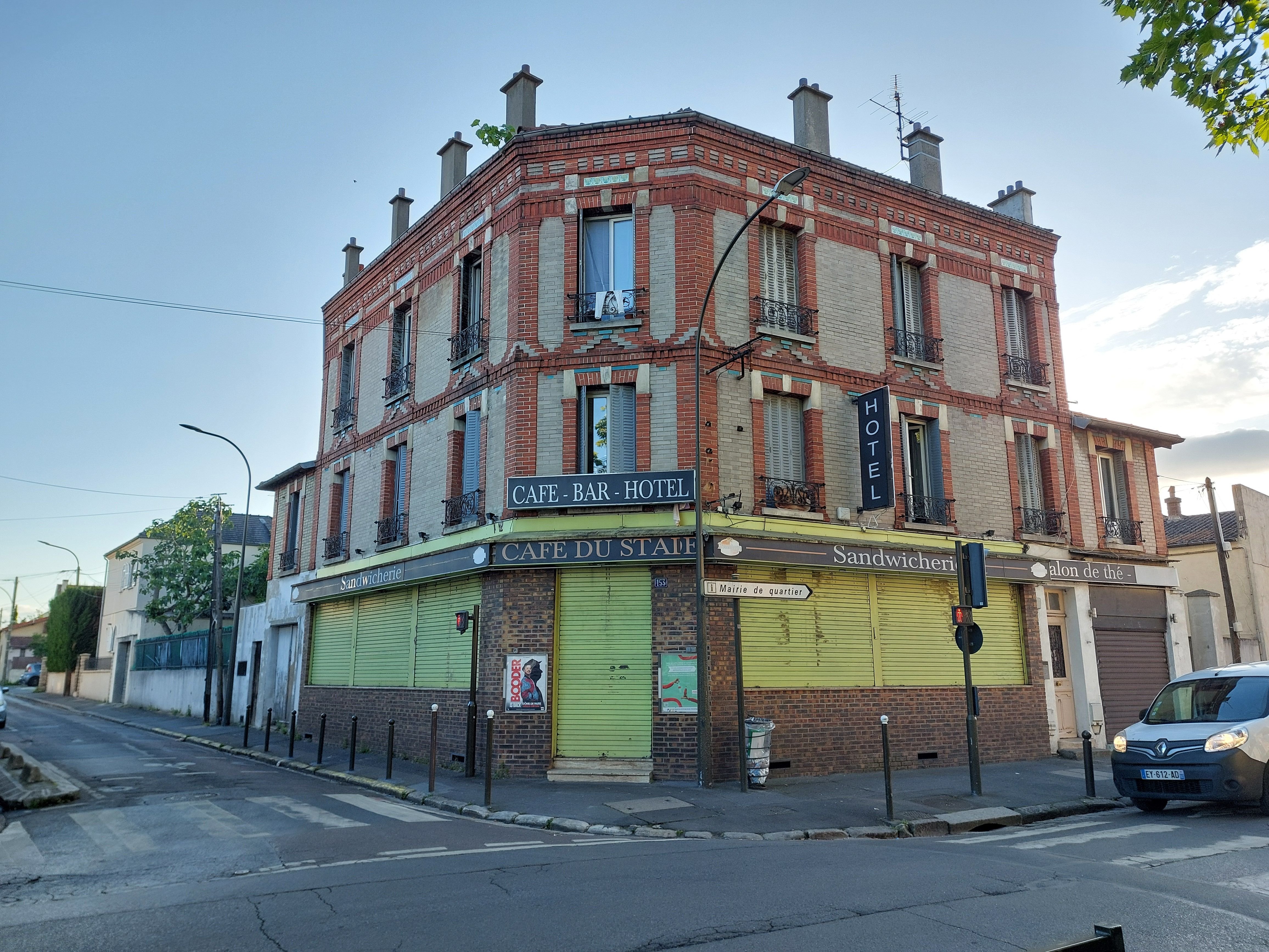 Argenteuil, lundi 27 mai 2024. C'est dans cet hôtel au 153, boulevard du Général-Delambre, qu'a eu lieu le drame.  LP/Thibault Chaffotte