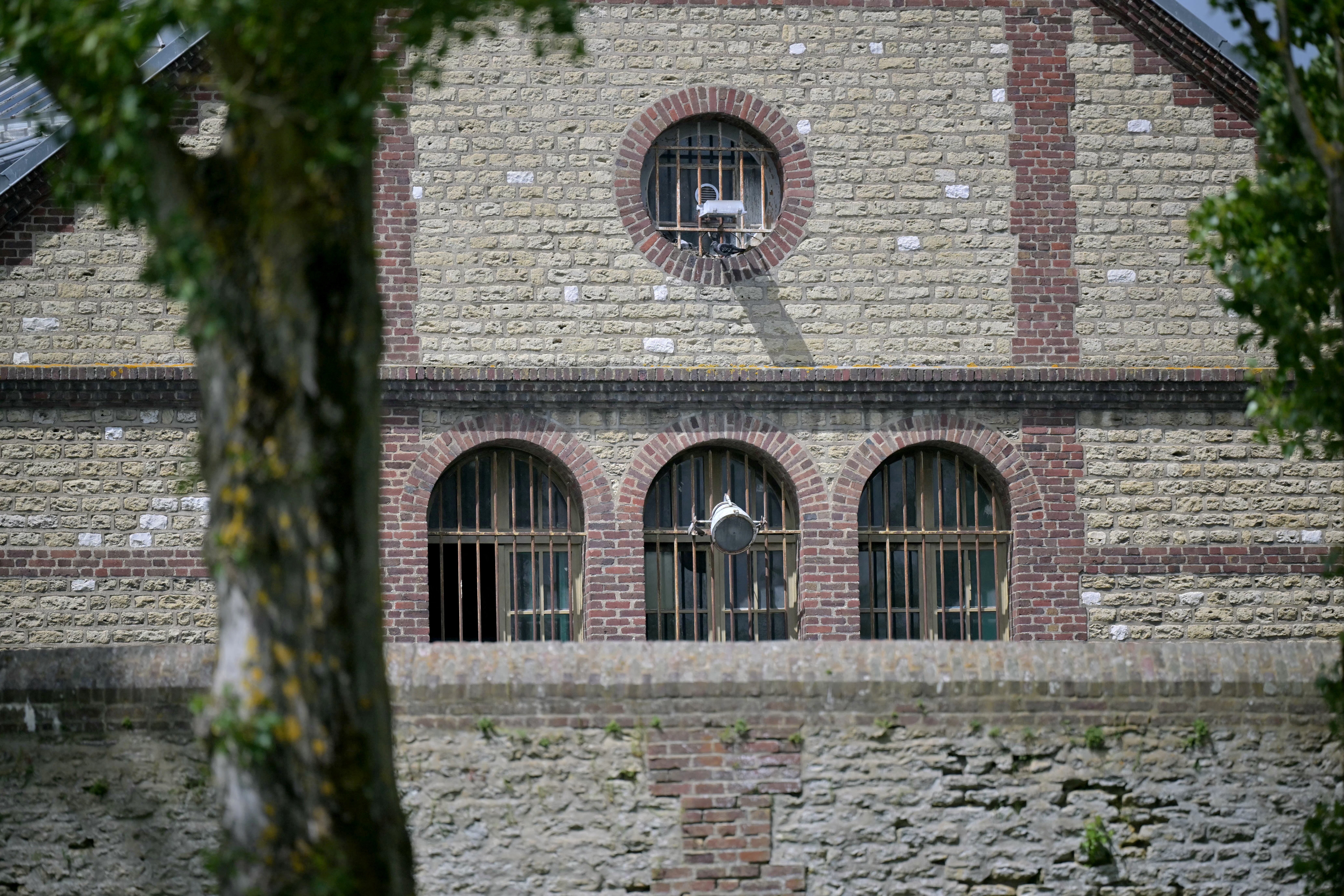 Mohamed Amra était incarcéré à la maison d'arrêt d'Evreux (Eure), ici le 15 mai, au lendemain de l'attaque meurtrière du fourgon qui ramenait le détenu de Rouen. AFP/Lou Benoist