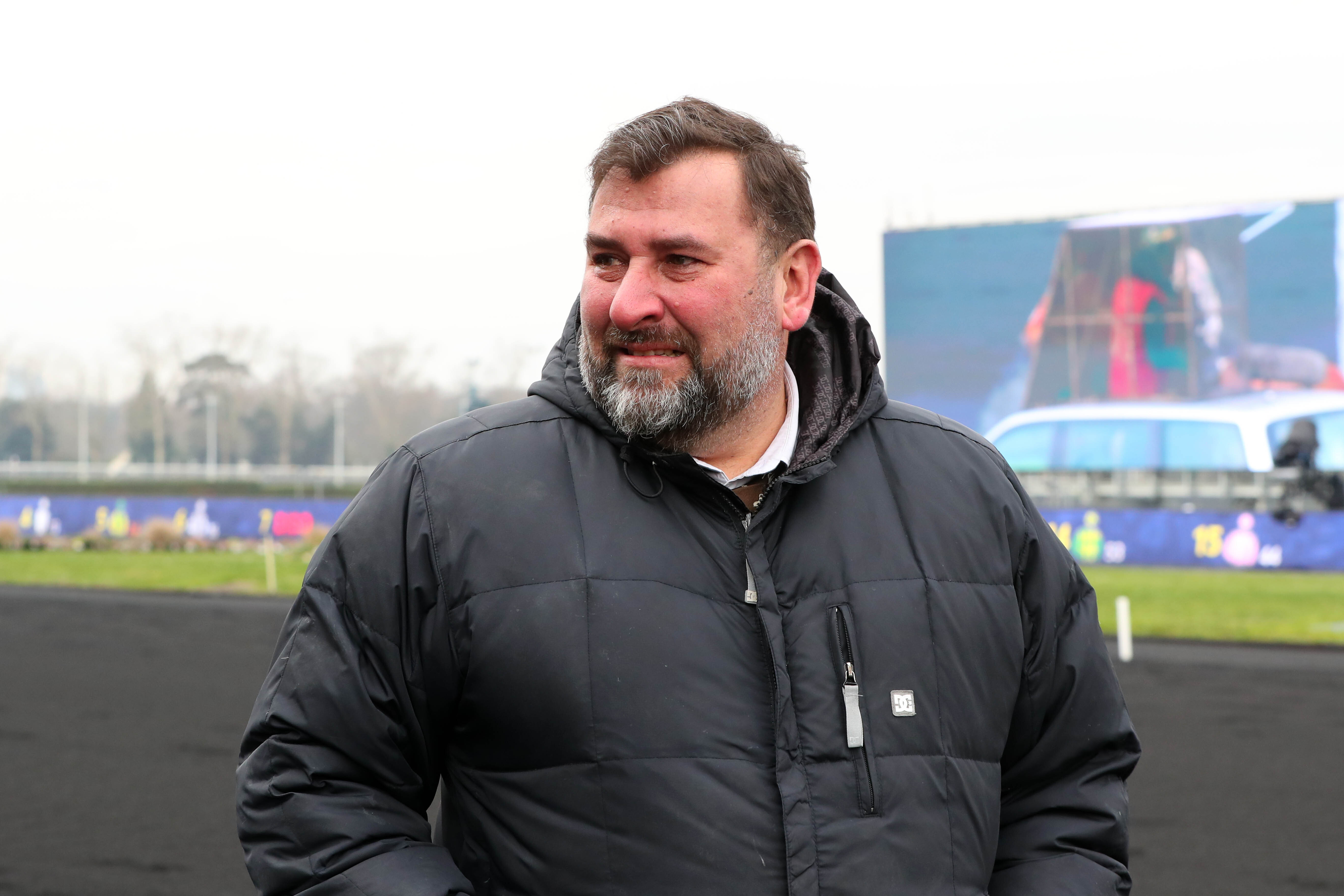 Antonio Ripoll Rigo présente Jango Vici dans le Critérium des 5 ans, samedi à Vincennes. SCOOPDYGA - DESBRIEL Valentin