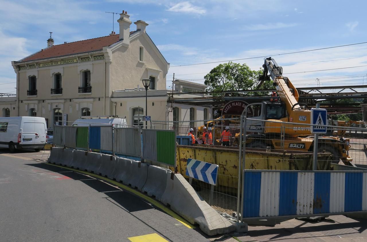 <b></b> Savigny-sur-Orge, ce vendredi. En raison des travaux de mise en accessibilité, la gare est fermée durant les week-ends de mai.
