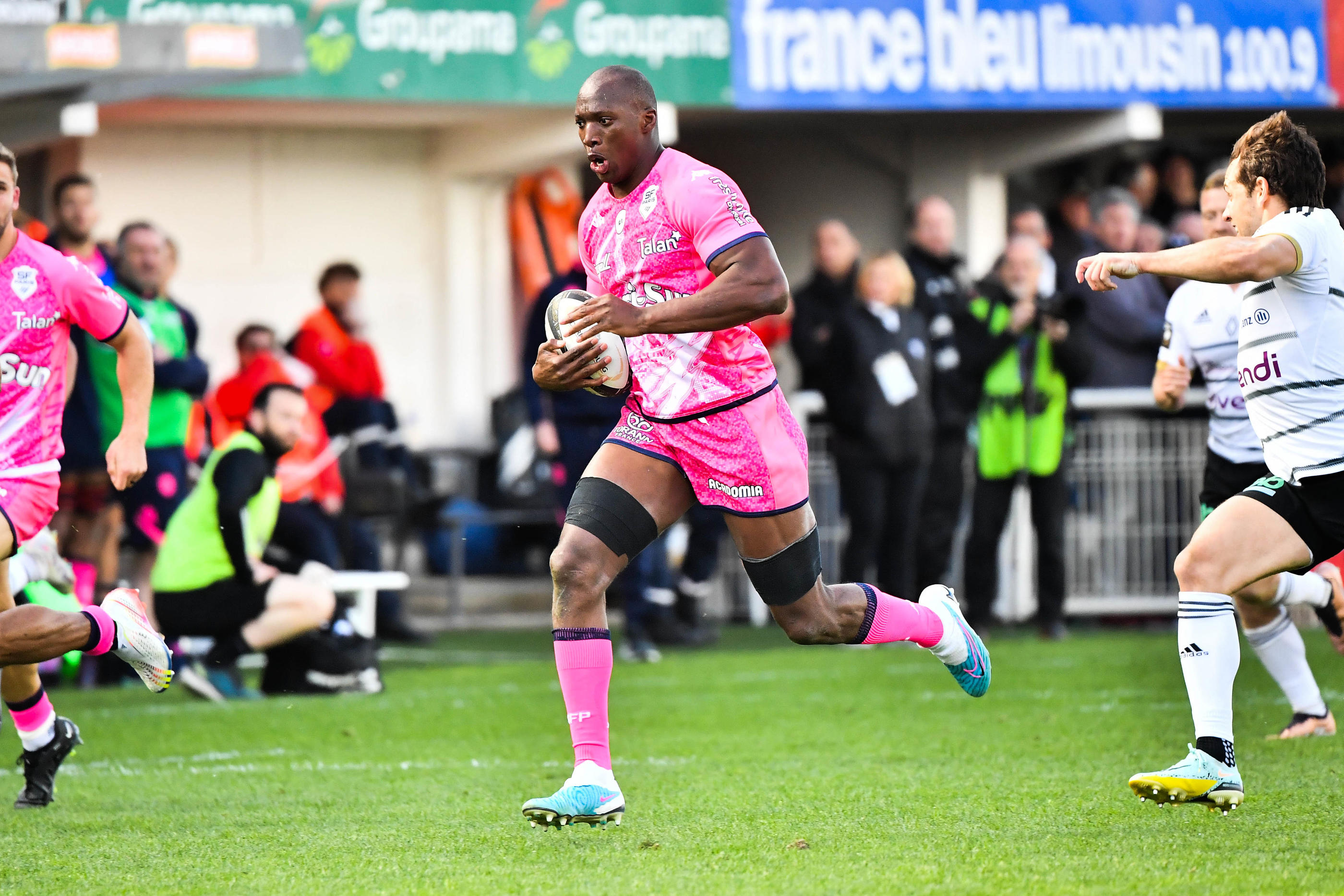 Sekou Macalou a été l'un des grands artisans de la victoire parisienne à Brive. Icon Sport/Loic Cousin