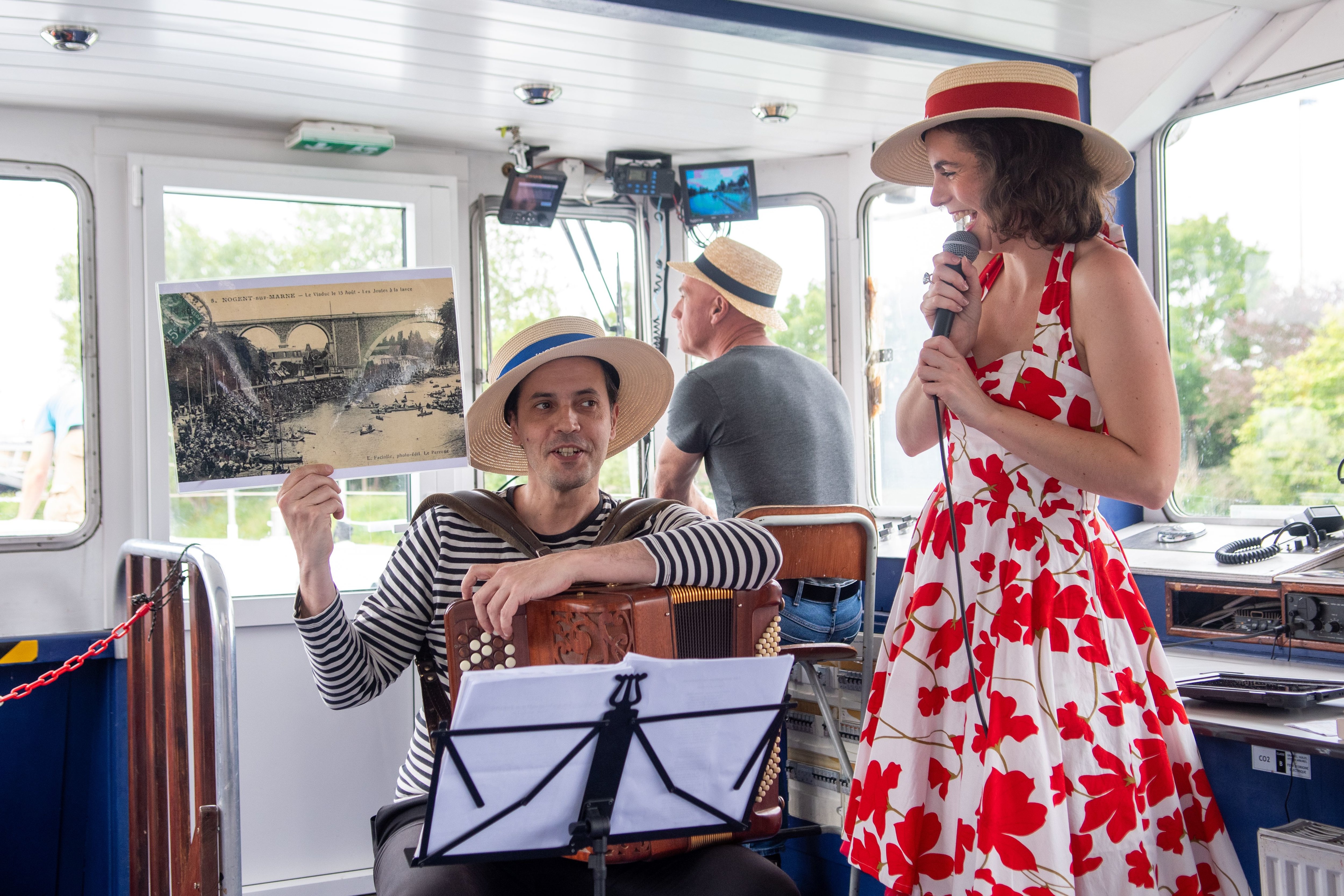 Nogent-sur-Marne (Val-de-Marne), le 15 juin. Embarquez pour une promenade au bord de l'eau le long de la Marne avec Anne-Sophie Guerrier et Yann Cotty. LP/Marion Sillion