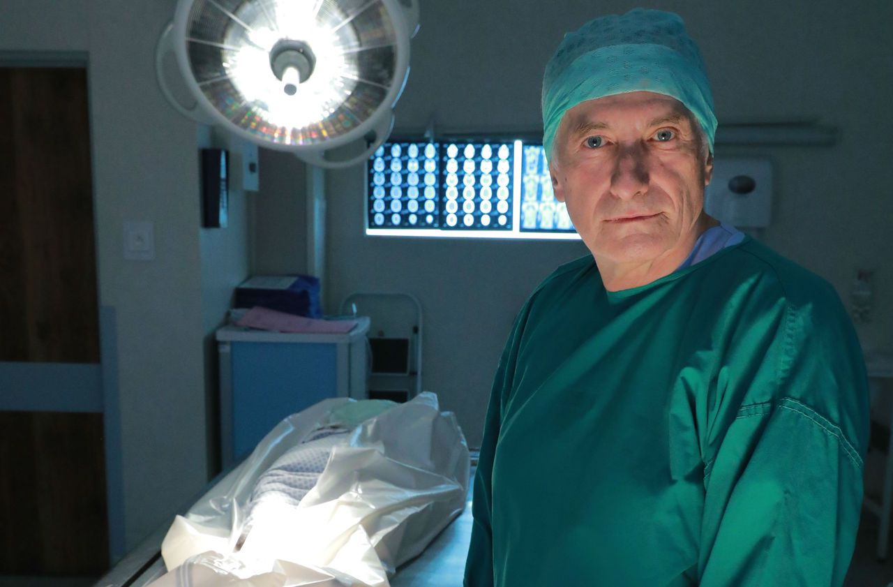 En direct de la morgue» : Michel Sapanet, le médecin qui fait parler les  morts - Le Parisien