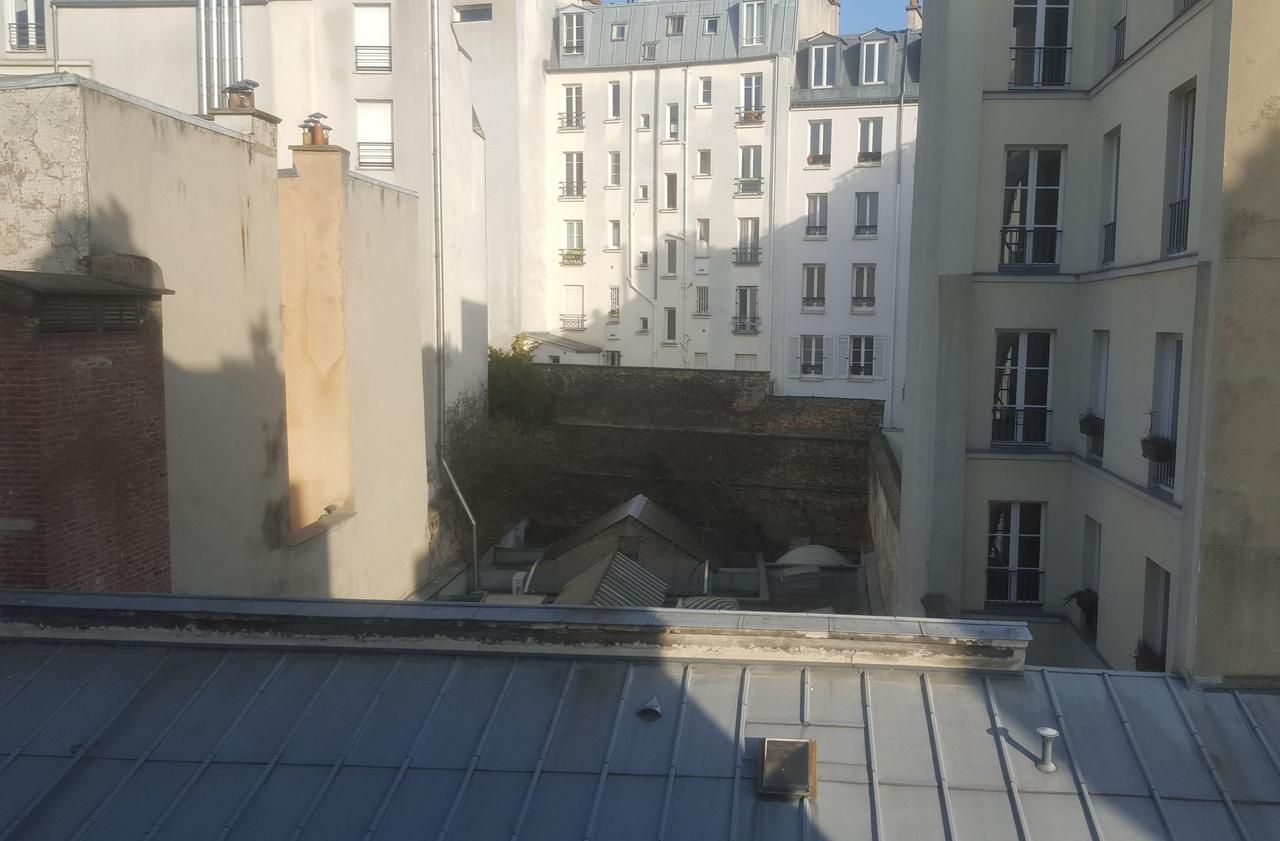 A Montmartre, levée de boucliers contre un projet de logements... au milieu d'une cour d'immeubles