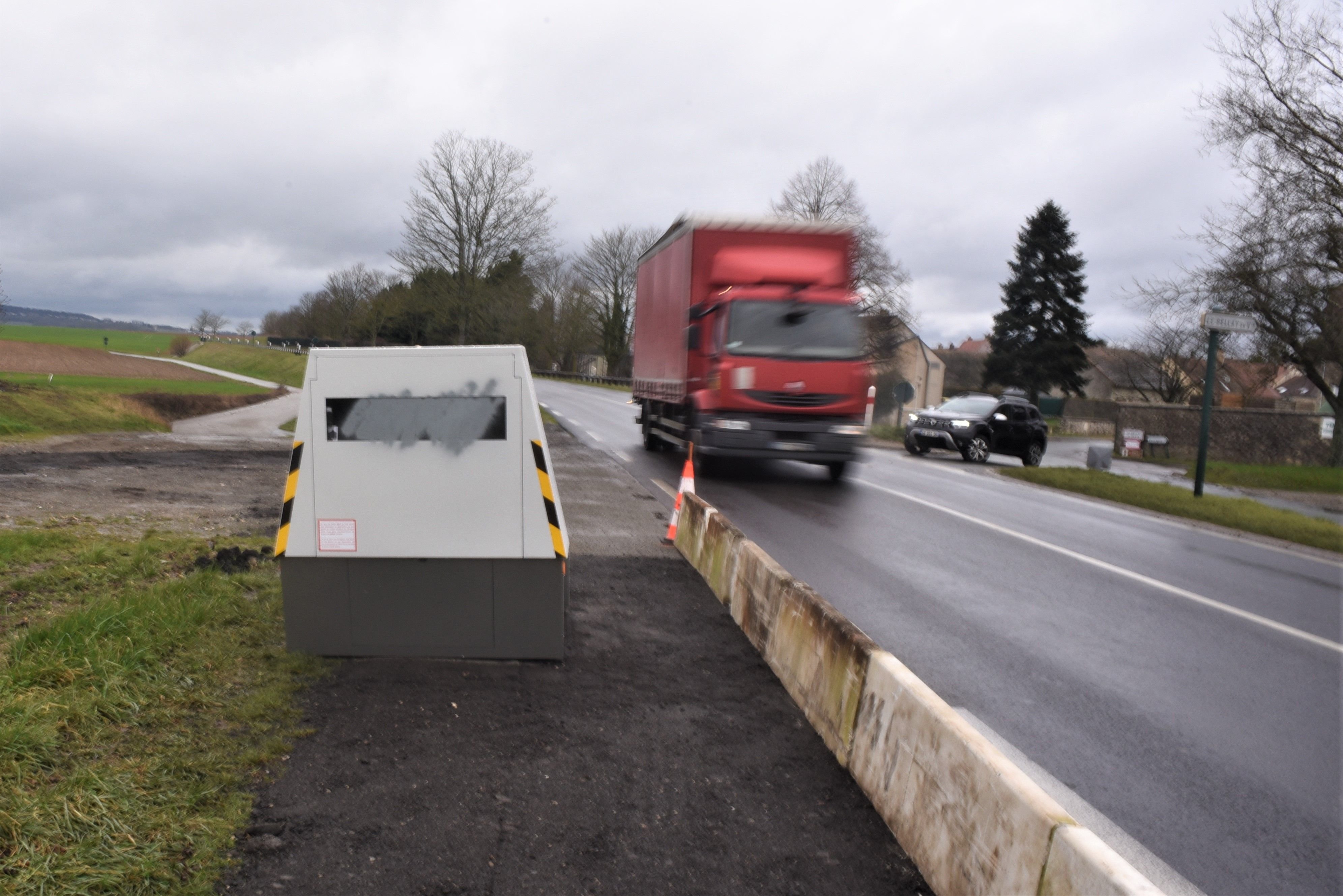 Danger imminent : où se trouve ce nouveau radar de vitesse non