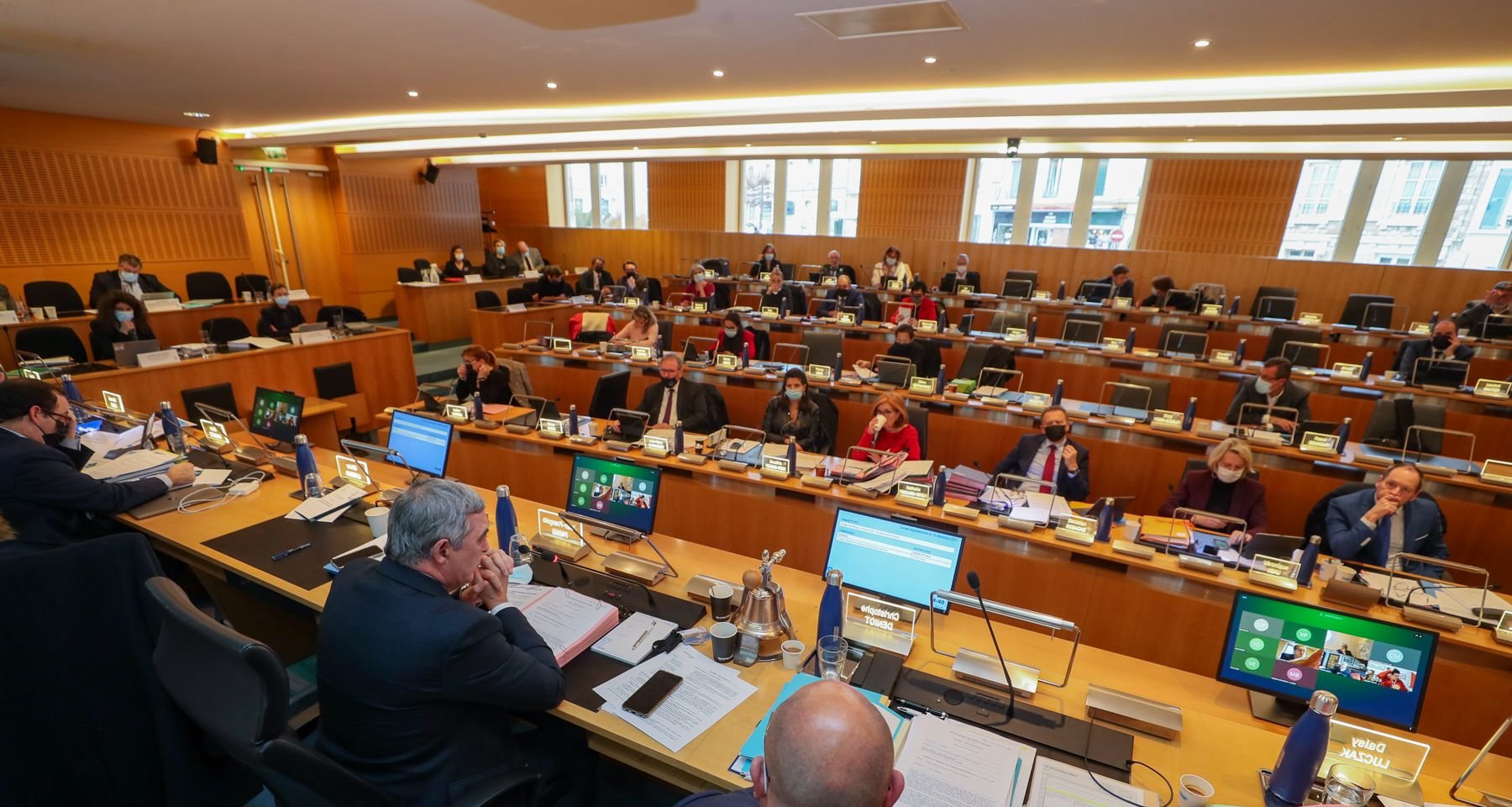 Melun (Seine-et-Marne), jeudi 16 décembre. L'assemblée départementale a voté un budget équilibré, à 1,5 milliard d'euros, prenant en compte les dépenses de RSA, de travaux des routes et des collèges. CD77/Loison