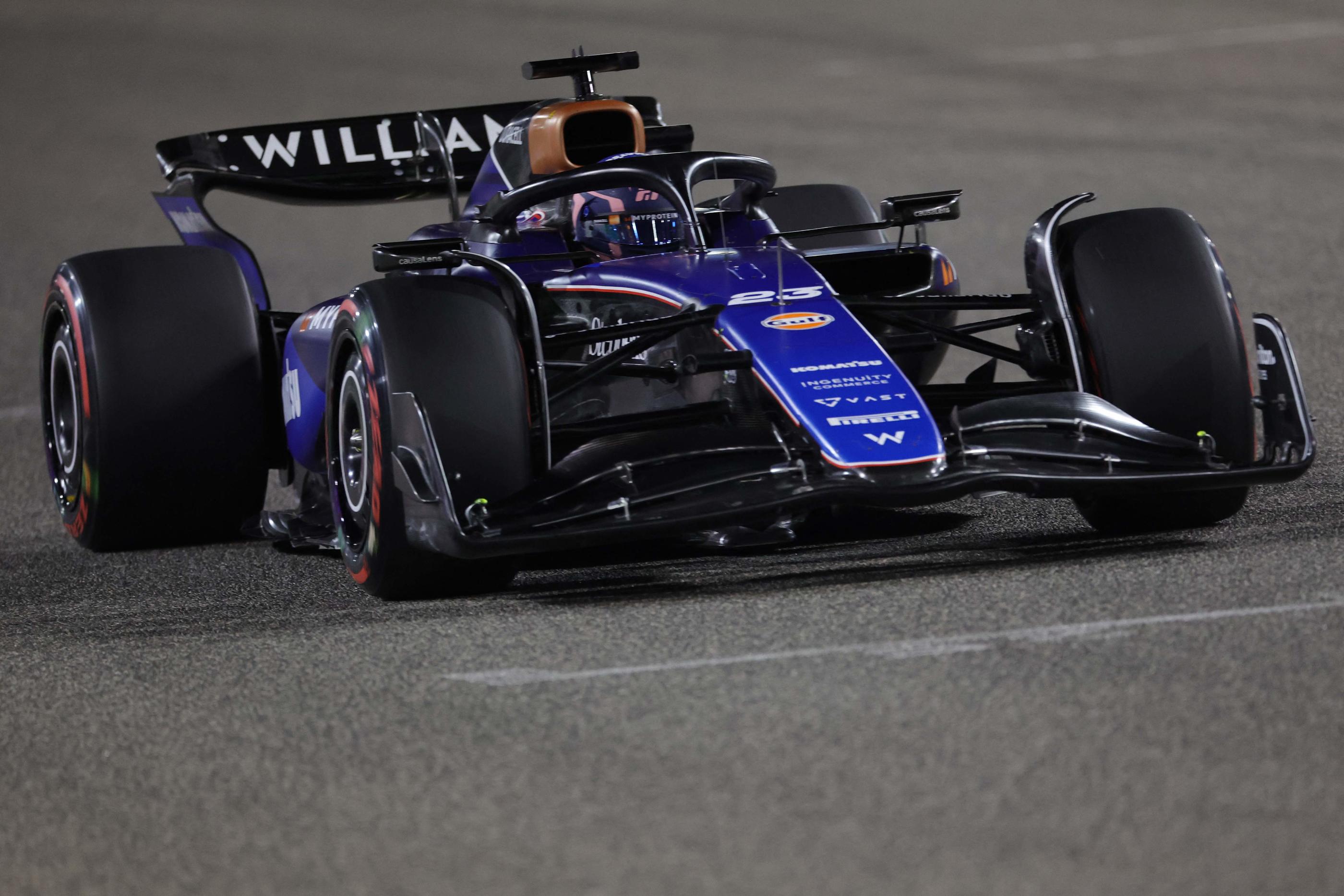 Alexander Albon pourrait créer la surprise sur sa Williams lors des qualifications du GP de Bahreïn. AFP/Giuseppe CACACE